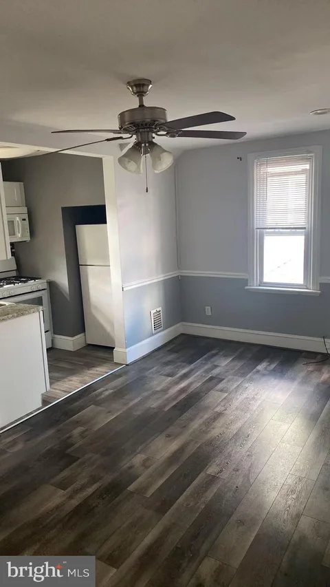 1662 Old York Road Unit 2ND FLOOR, Abington, PA MLS: PAMC2172286