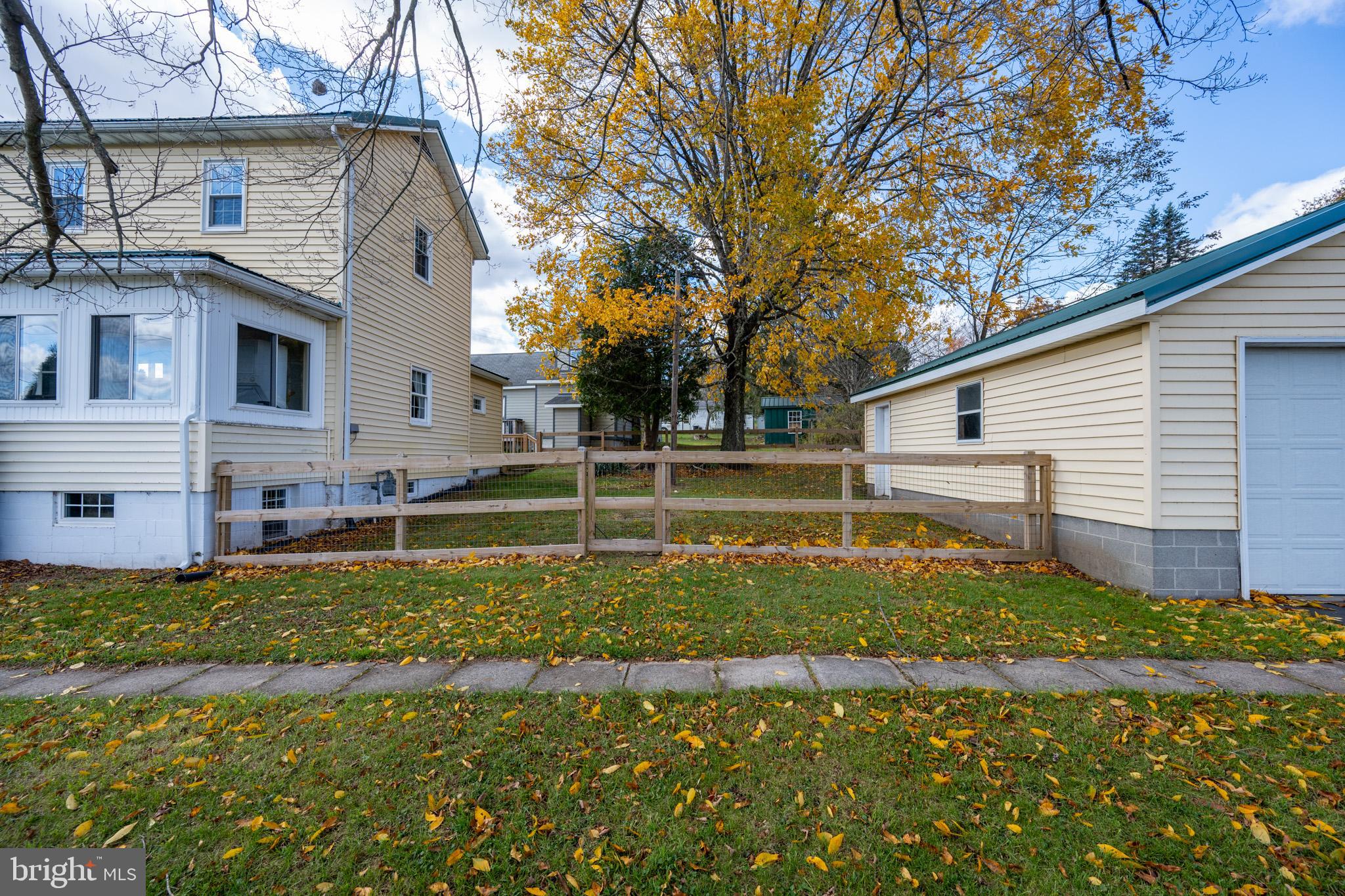 OAKLAND - Residential