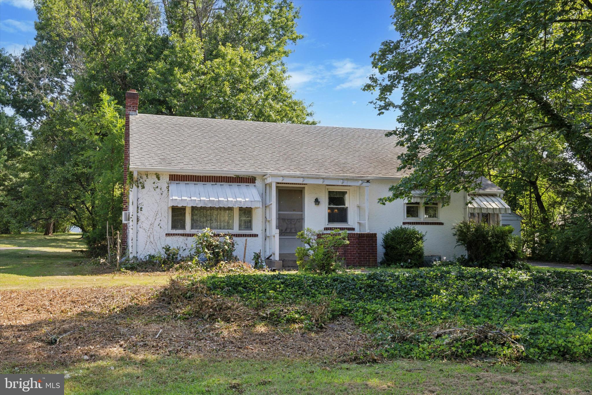 Charming 3-Bedroom Rancher with Basement & 2-Car Garage in Harleysville!
Welcome to 154 Ruth Rd—a 3-bedroom, 1-bathroom ranch-style home offering the ease of one-floor living and plenty of potential for future updates. Inside, you’ll find a practical layout with all bedrooms and main living spaces on the first floor, making it ideal for those seeking convenience and accessibility.
The home features a partially finished basement—a flexible space ready for your personal touch. Whether you envision a rec room, home office, or guest area, the possibilities are endless. While the property could benefit from a bit of TLC, it offers a fantastic opportunity to customize to your liking.
Set on a nice-sized lot, there’s plenty of outdoor space for gardening, entertaining, or simply relaxing. A detached 2-car garage provides excellent storage and parking.
Located in a desirable Harleysville area, you’ll enjoy a peaceful neighborhood feel while still being close to shops, restaurants, and travel routes.
Don’t miss the chance to transform this gem into your perfect home or next investment!