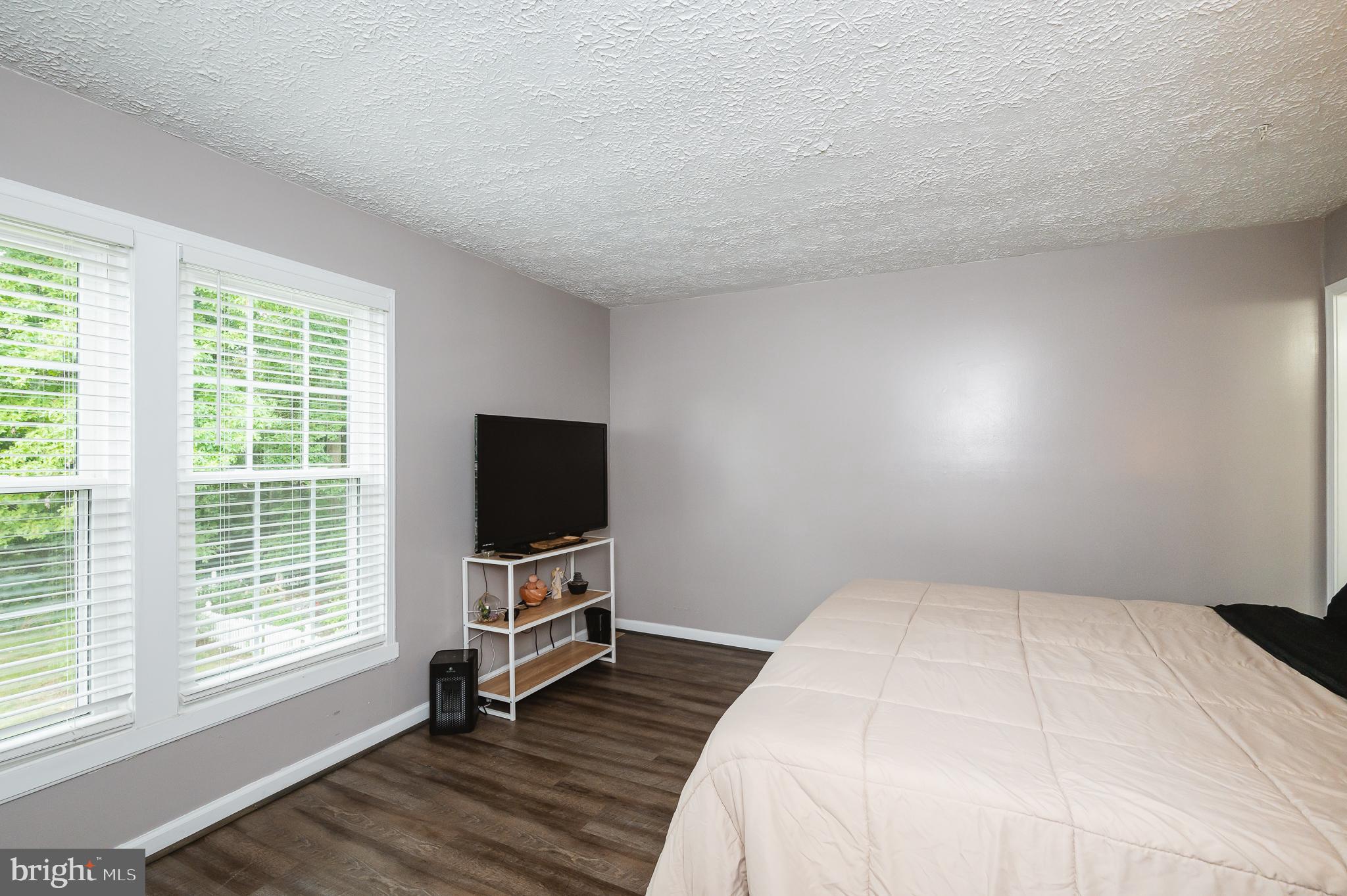 FOREST GREENS - Residential