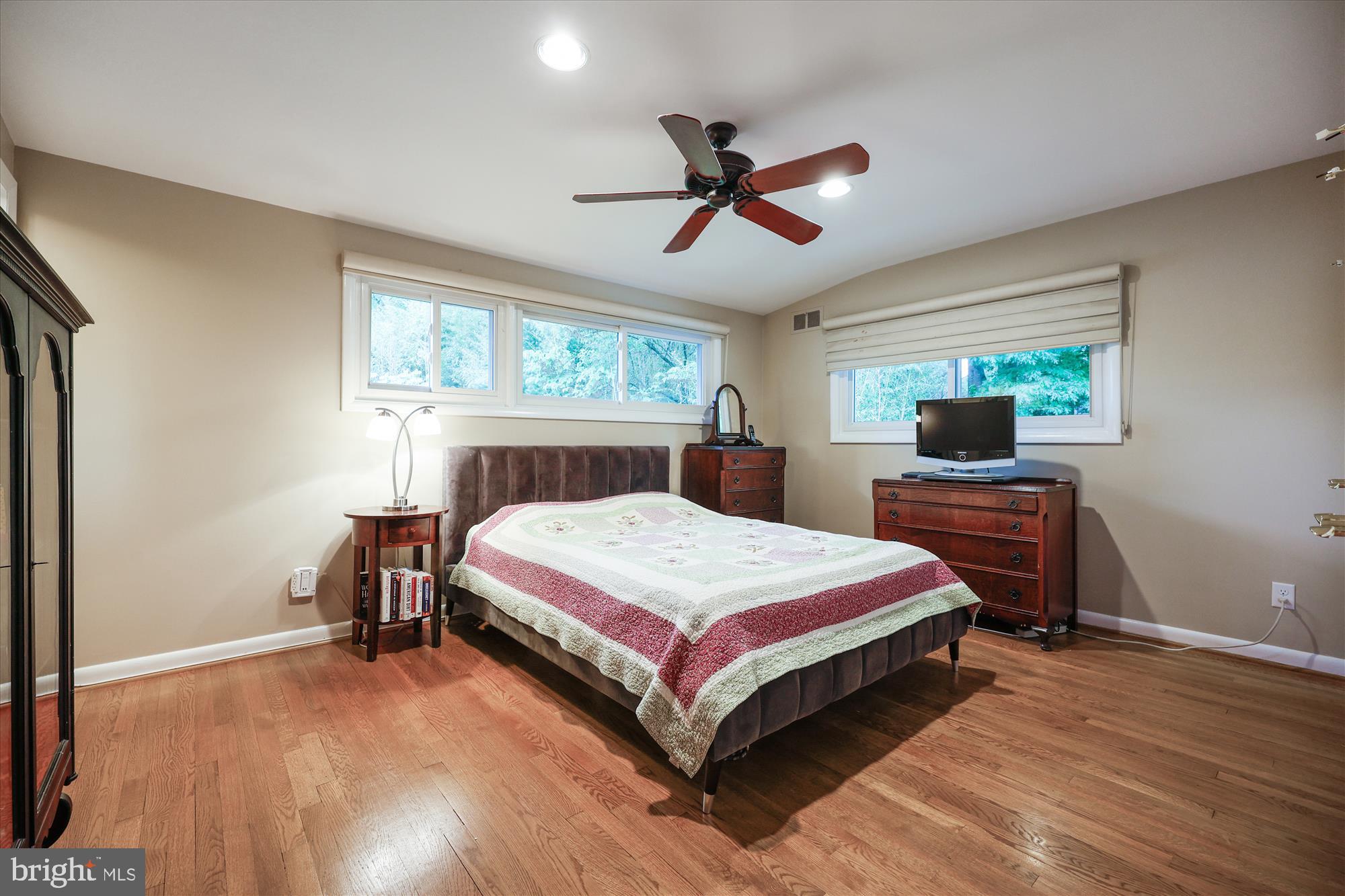 BRADLEY PARK - Residential