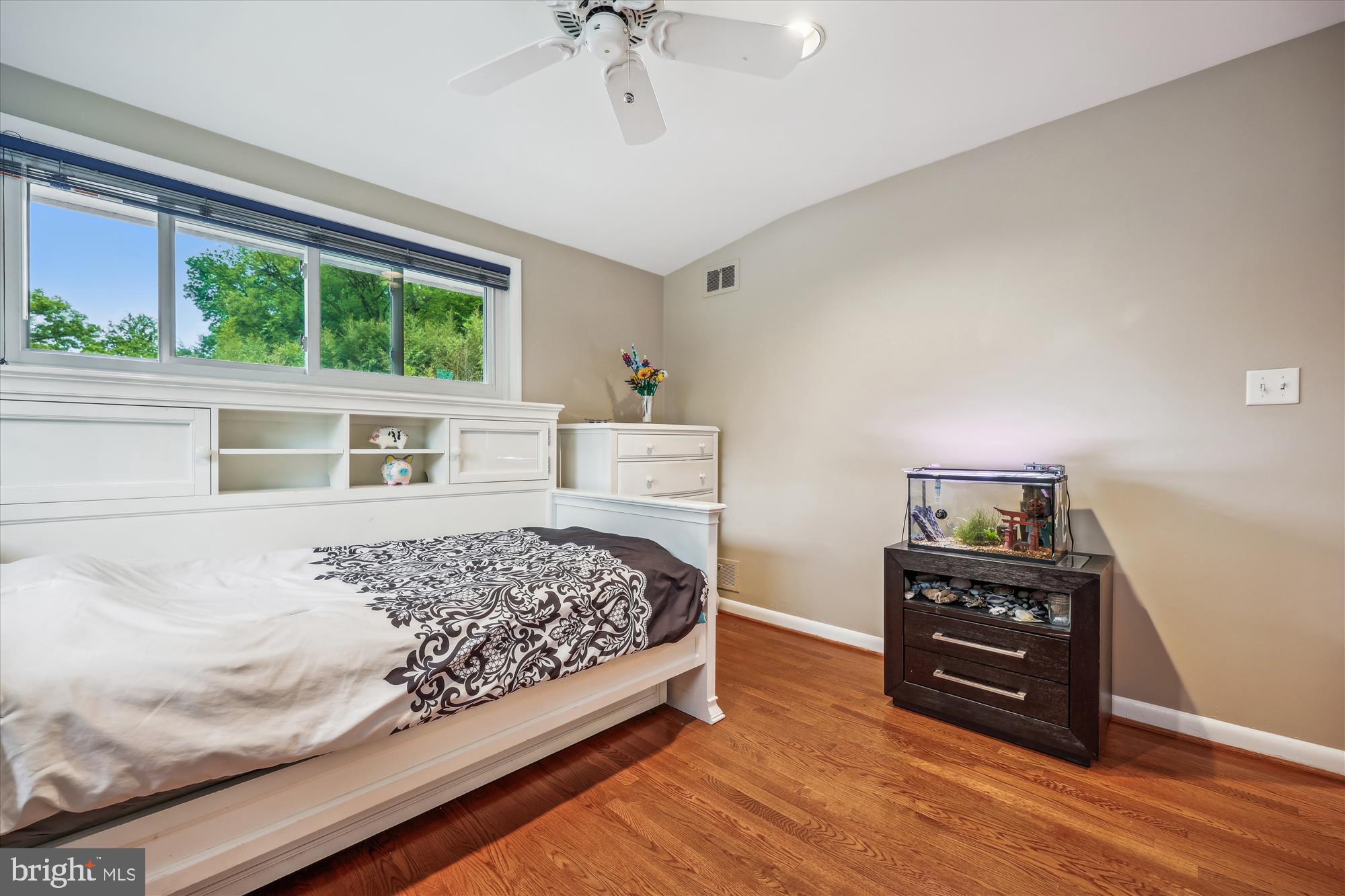 BRADLEY PARK - Residential