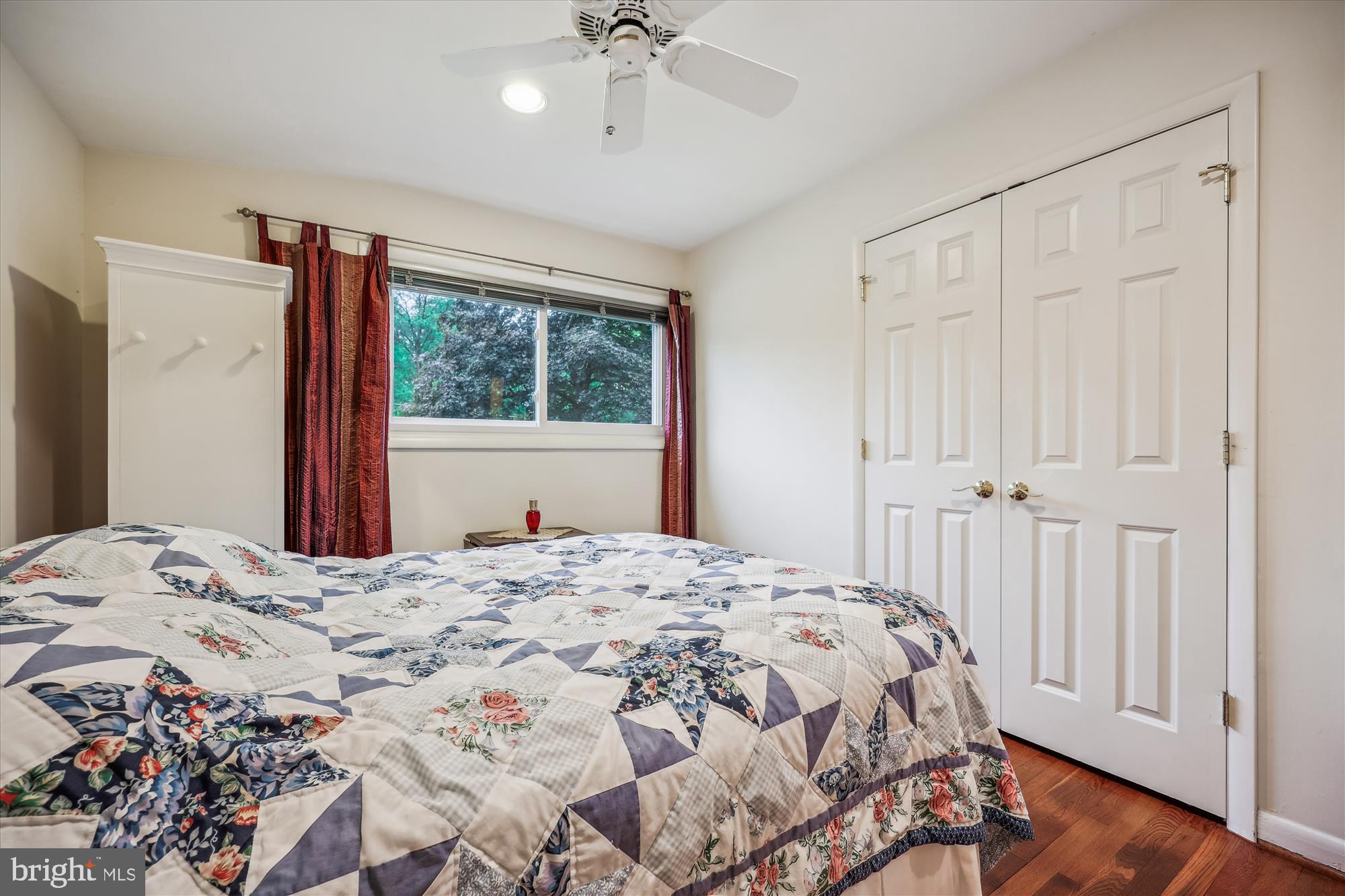 BRADLEY PARK - Residential