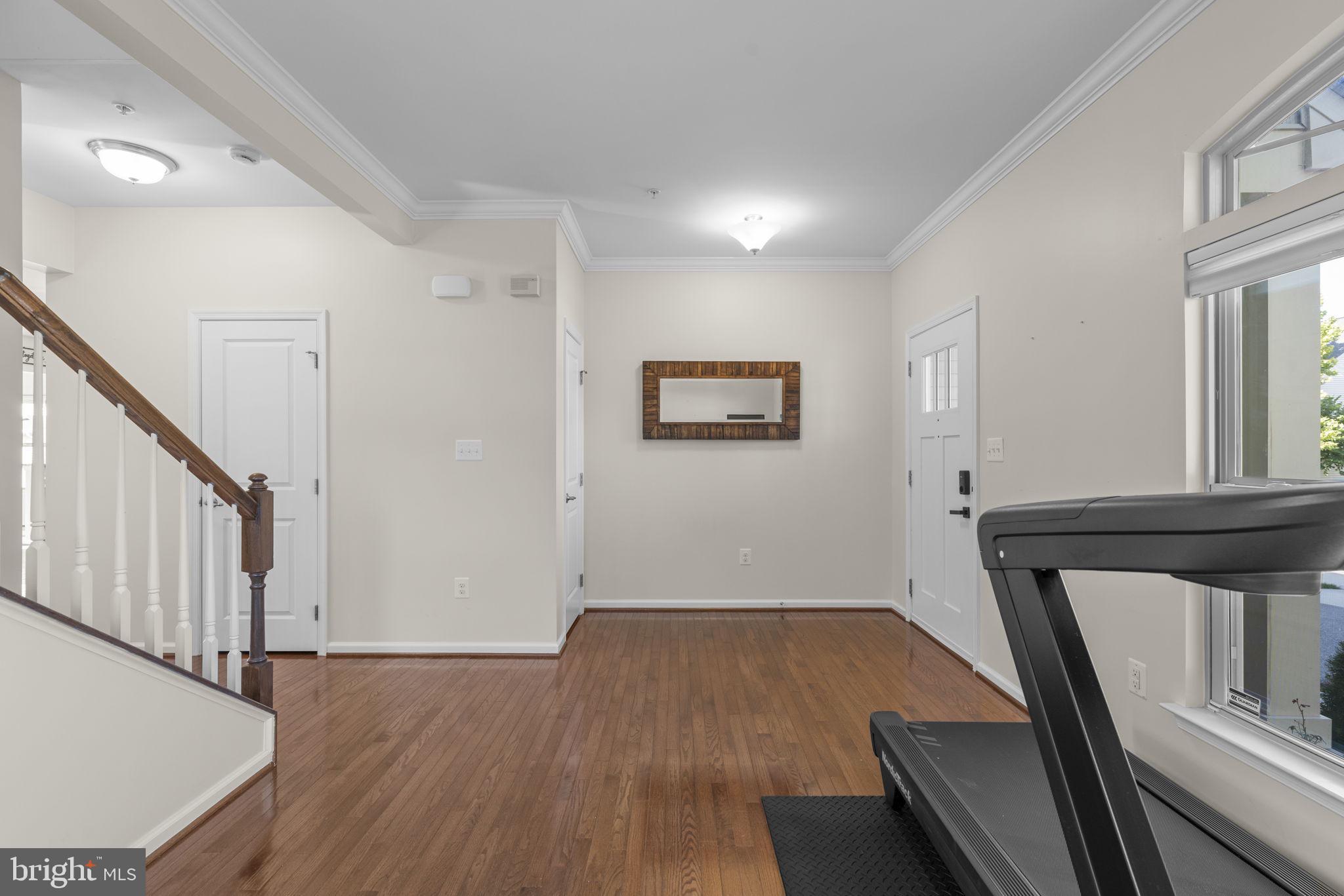 2419 VALLEY VIEW WAY