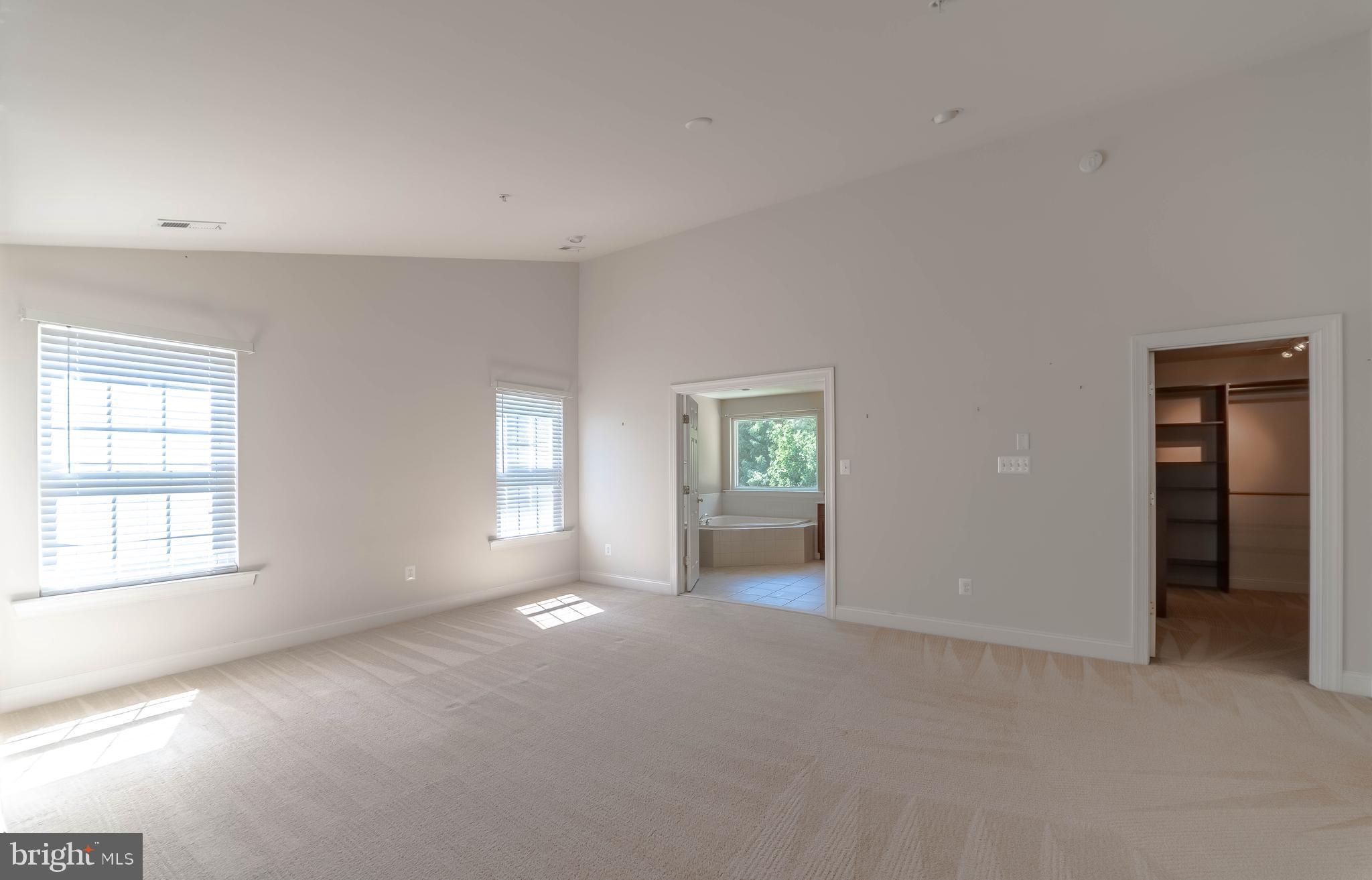 BROAD CREEK - Residential