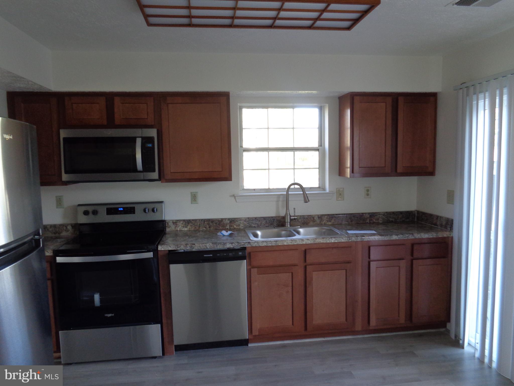 OAKWOOD - Residential Lease