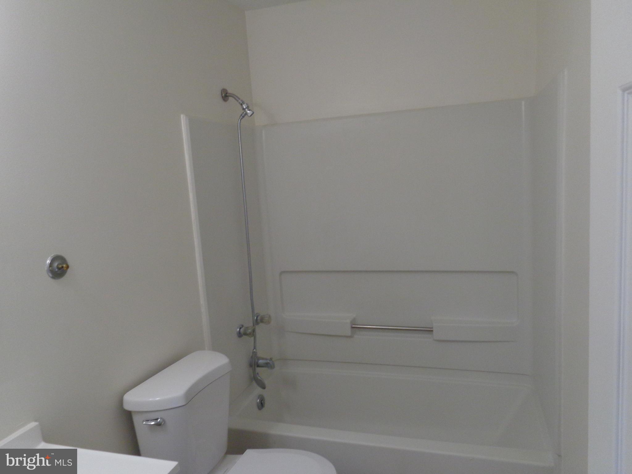 OAKWOOD - Residential Lease