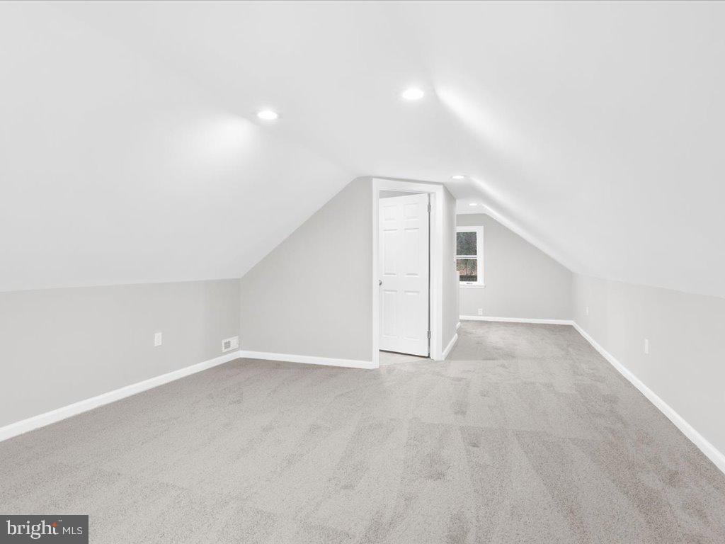 WOODHOME HEIGHTS - Residential