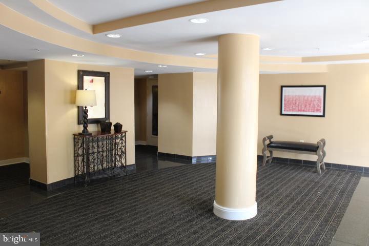 LOFTS - Residential Lease