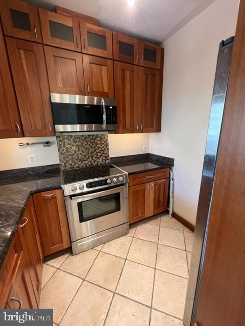 LOFTS - Residential Lease