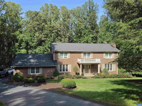 Homes For Sale - 985 Tanglewood Rd Rd<br/> CHARLOTTESVILLE, VA 22901