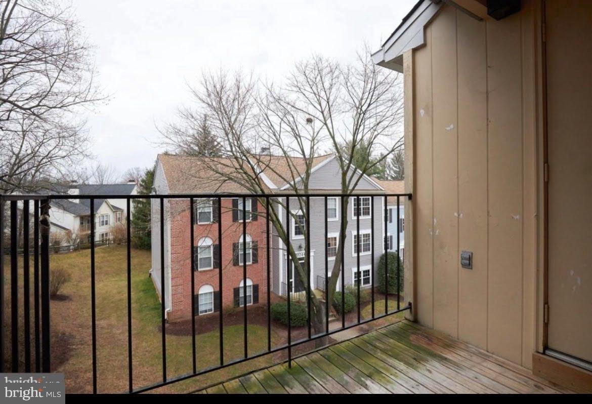 LAKEVIEW - Residential Lease