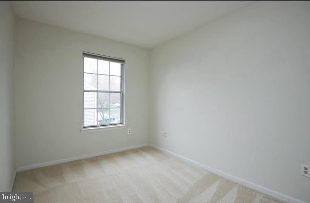 LAKEVIEW - Residential Lease