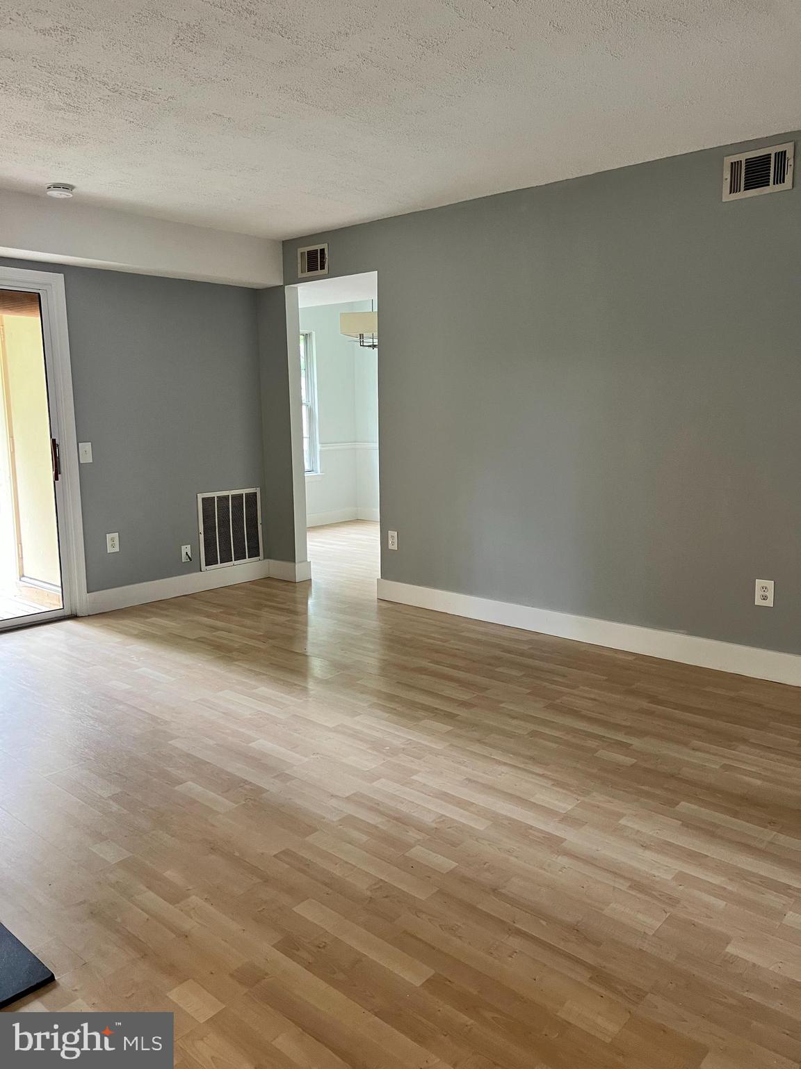 LAKEVIEW - Residential Lease