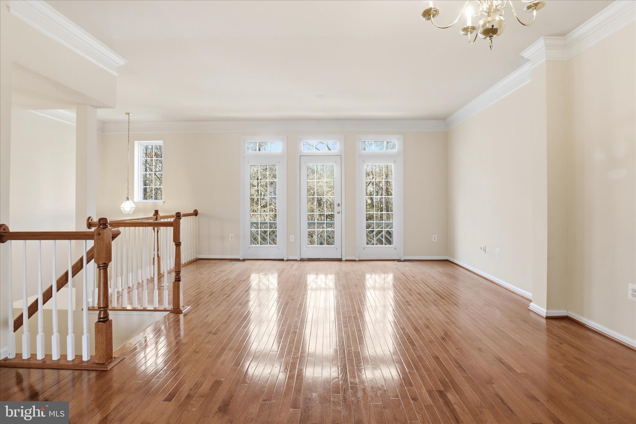 4604 CARISBROOKE LANE