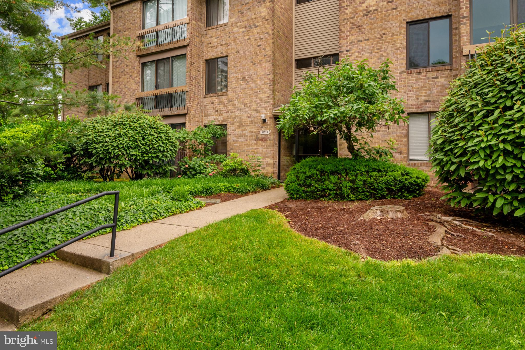 10528 CROSS FOX LANE D-2