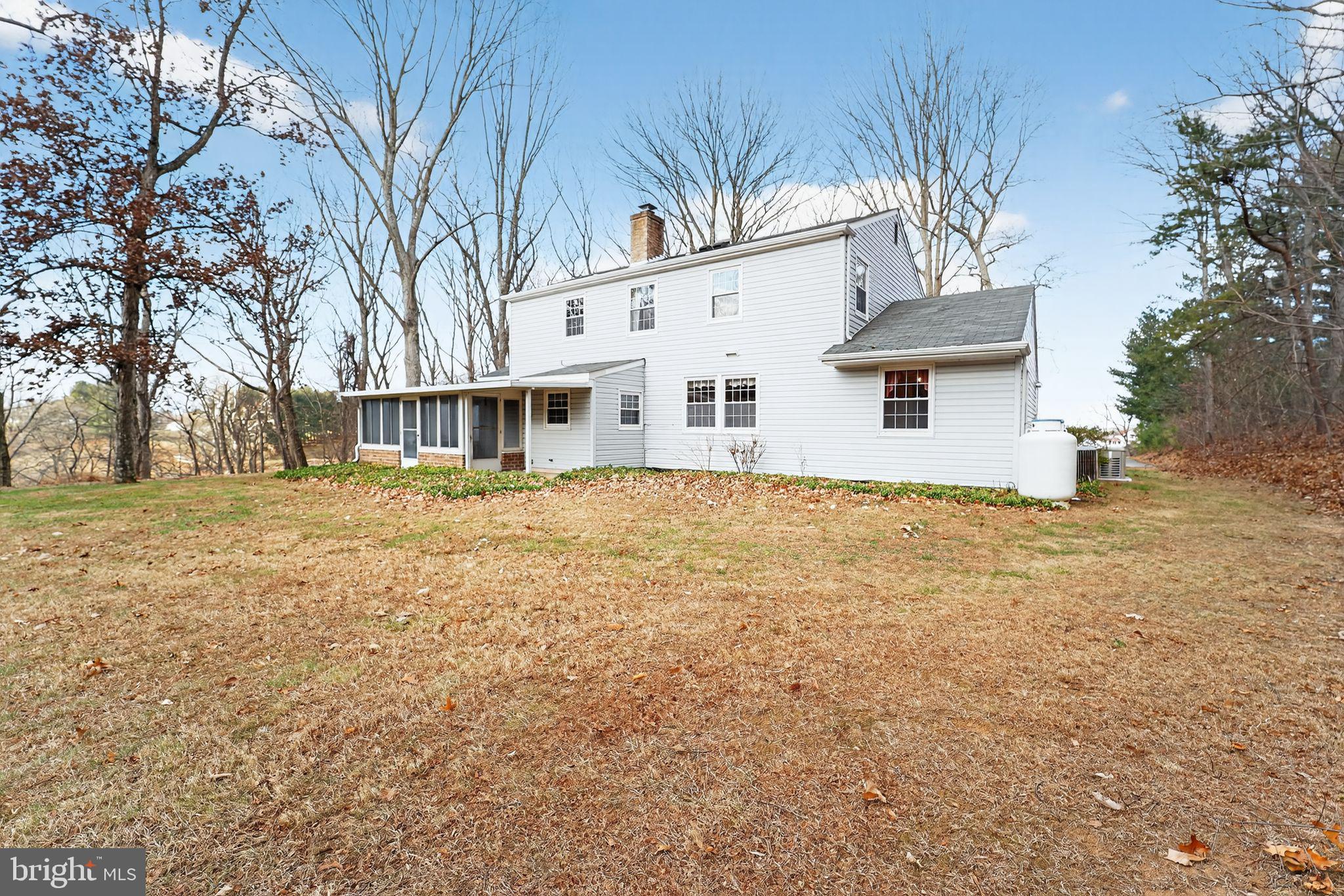 1445 S PLEASANT VALLEY ROAD