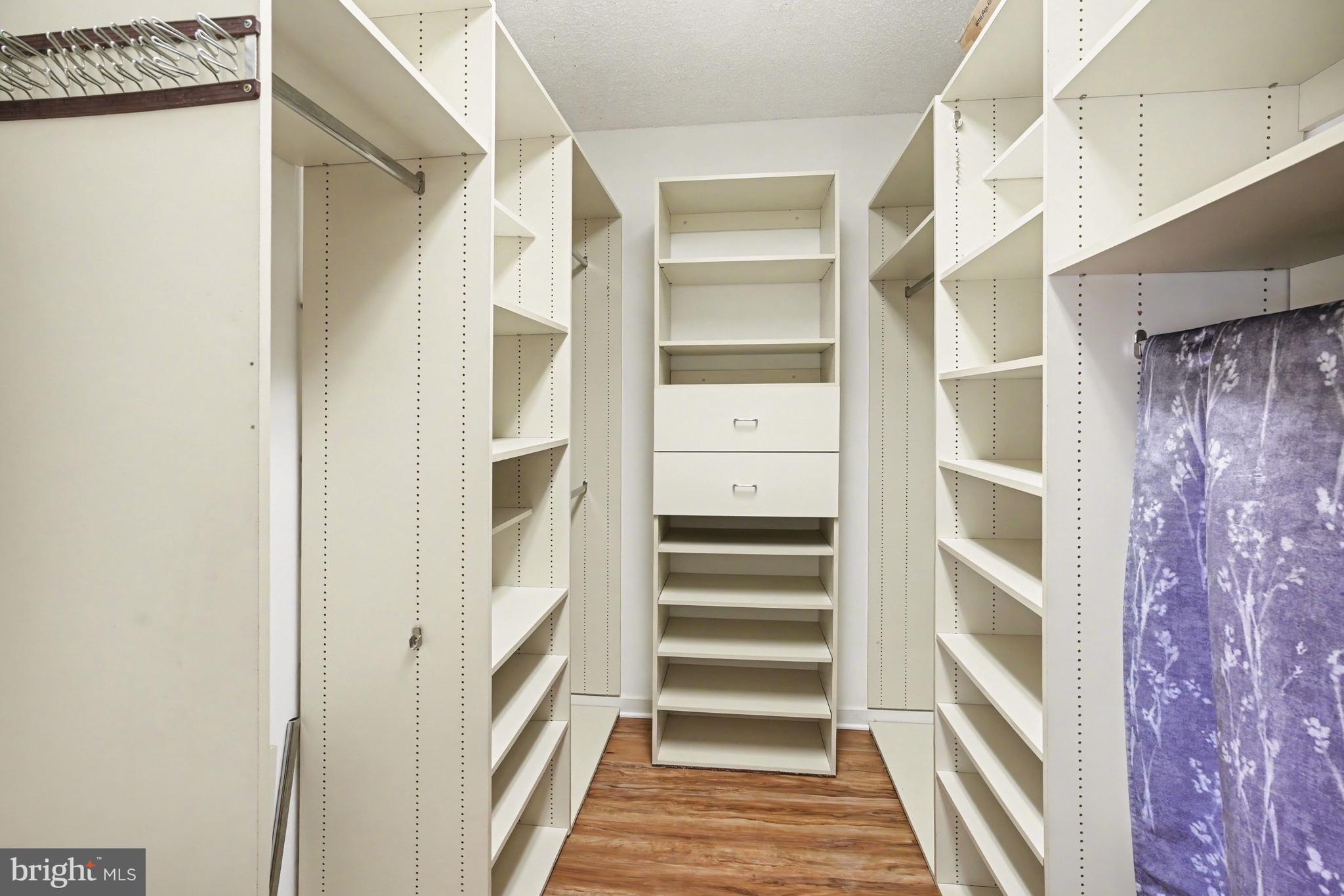 BREYER ESTATES - Residential