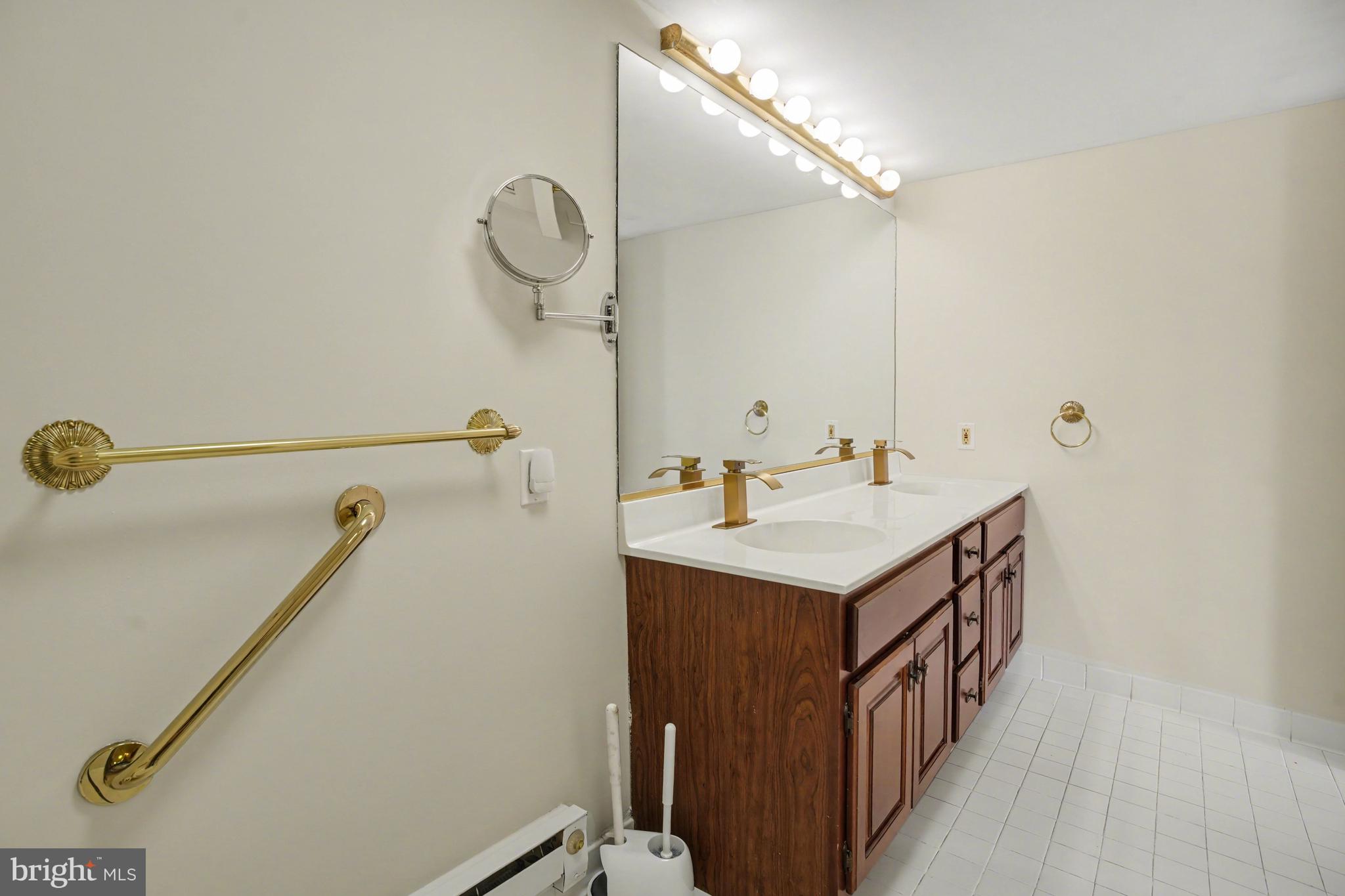 BREYER ESTATES - Residential