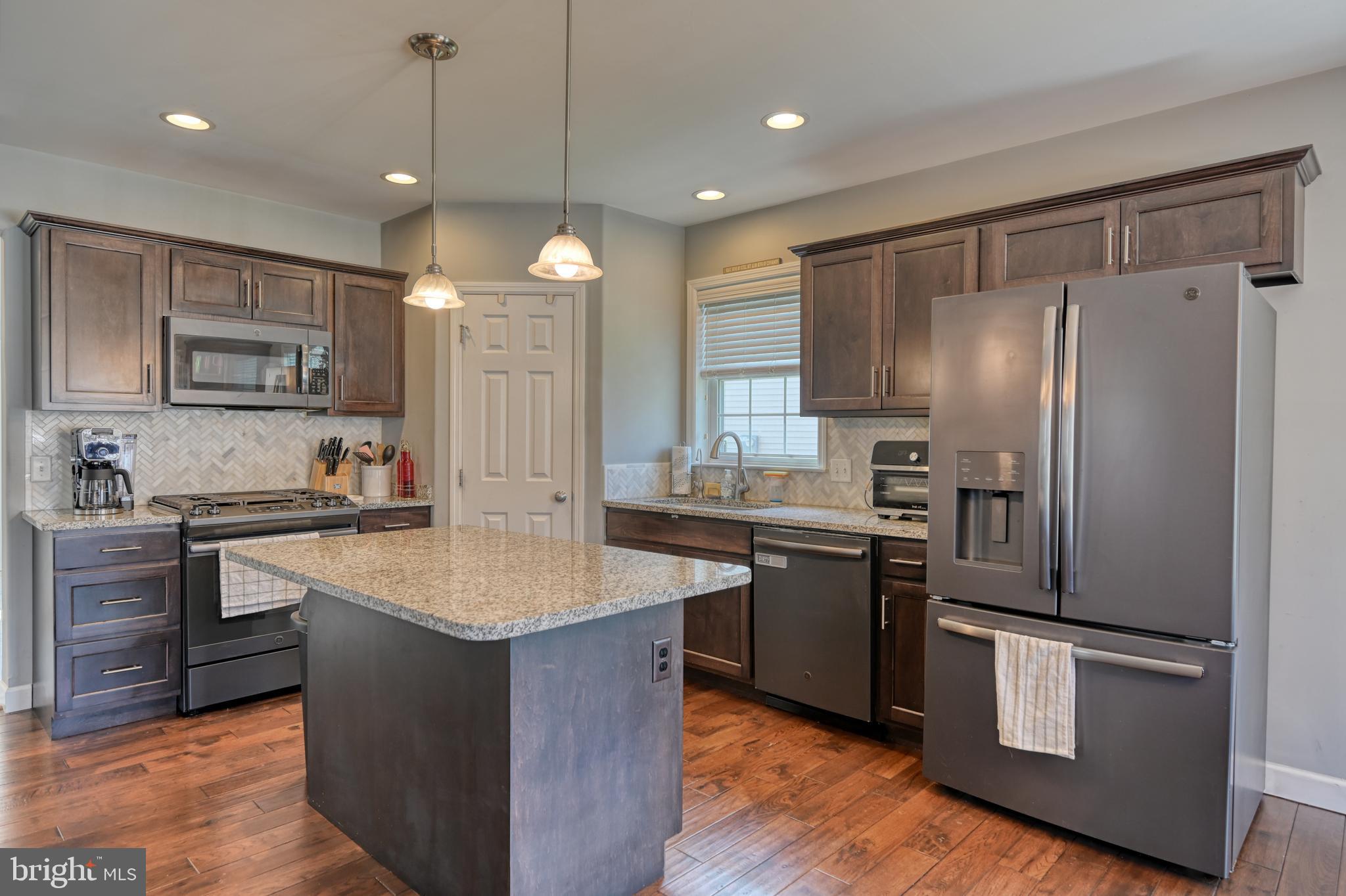 GREEN VALLEY WEST - Residential