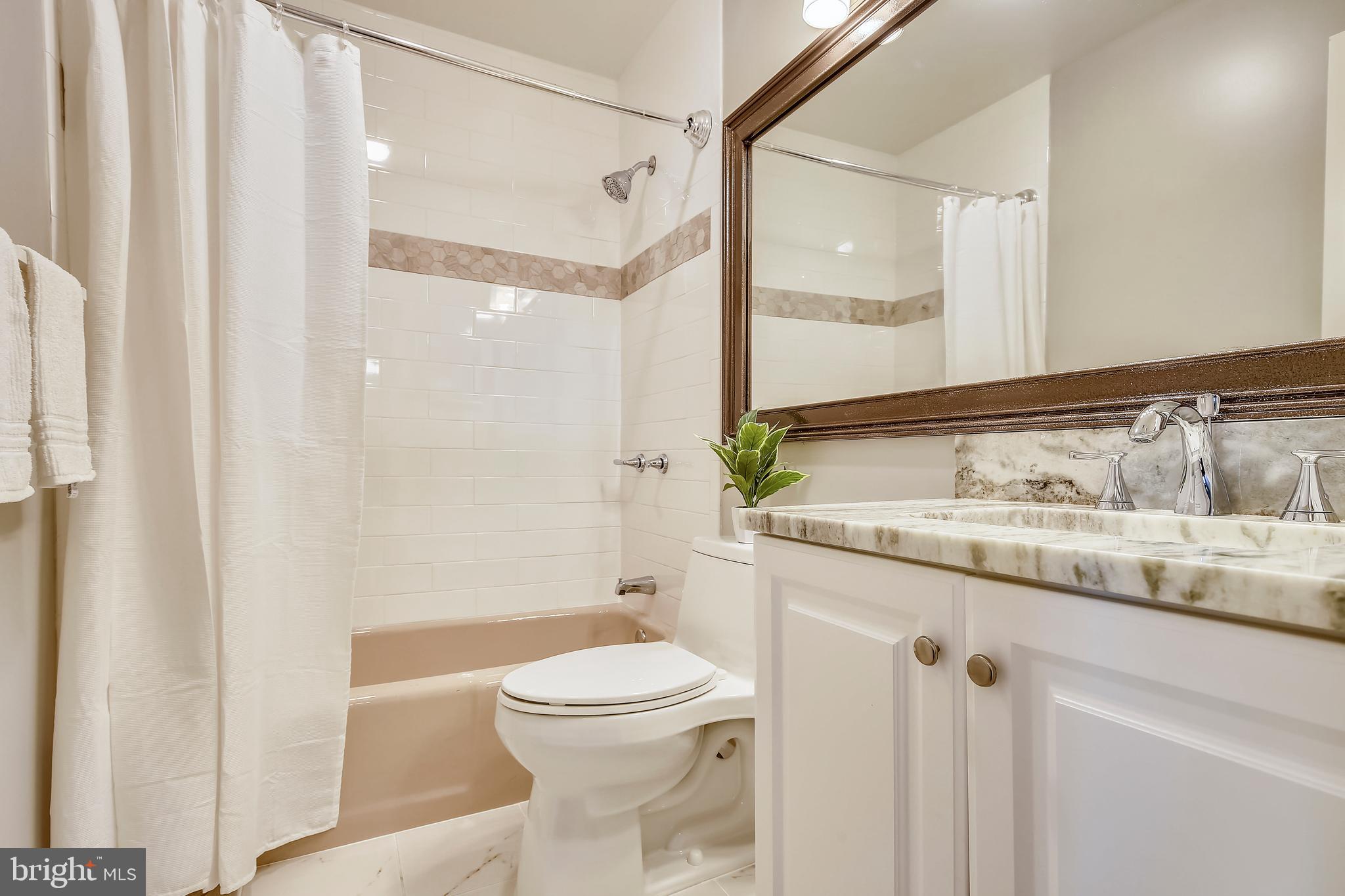 THE REPRESENTATIVE - Residential Lease