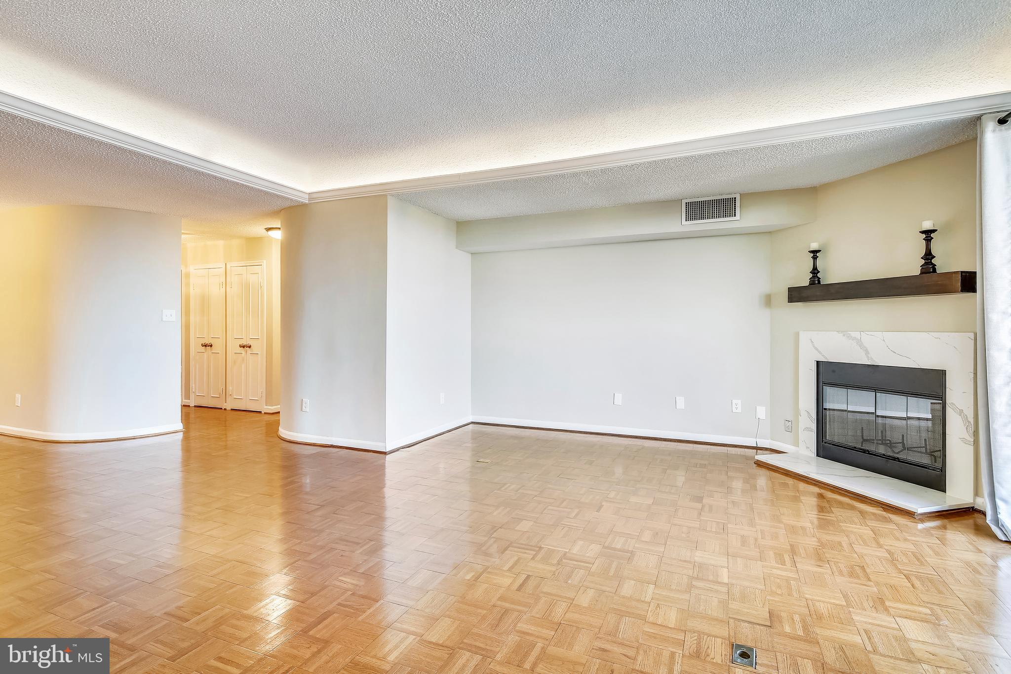 THE REPRESENTATIVE - Residential Lease