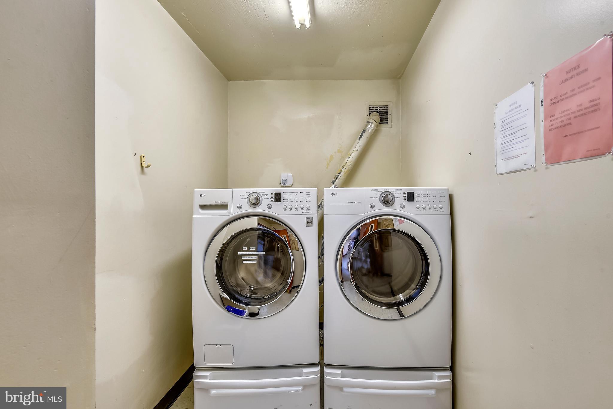 THE REPRESENTATIVE - Residential Lease