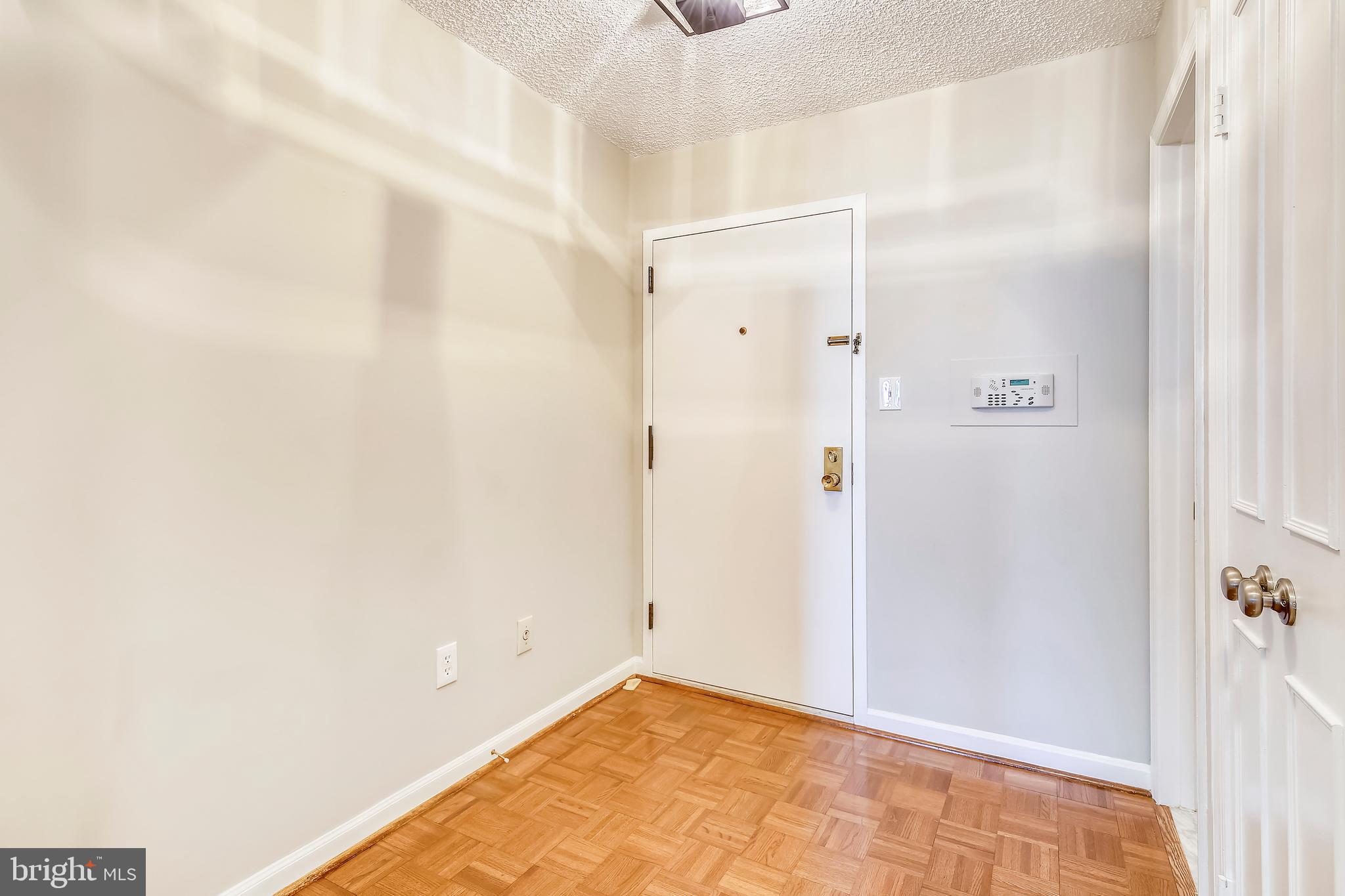 THE REPRESENTATIVE - Residential Lease