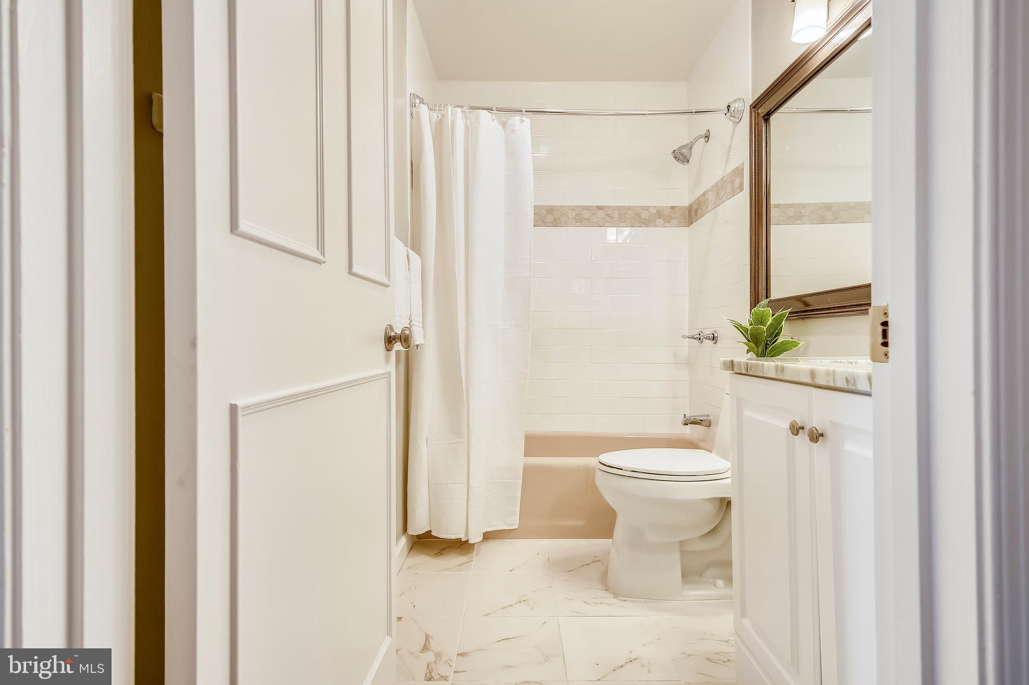 THE REPRESENTATIVE - Residential Lease