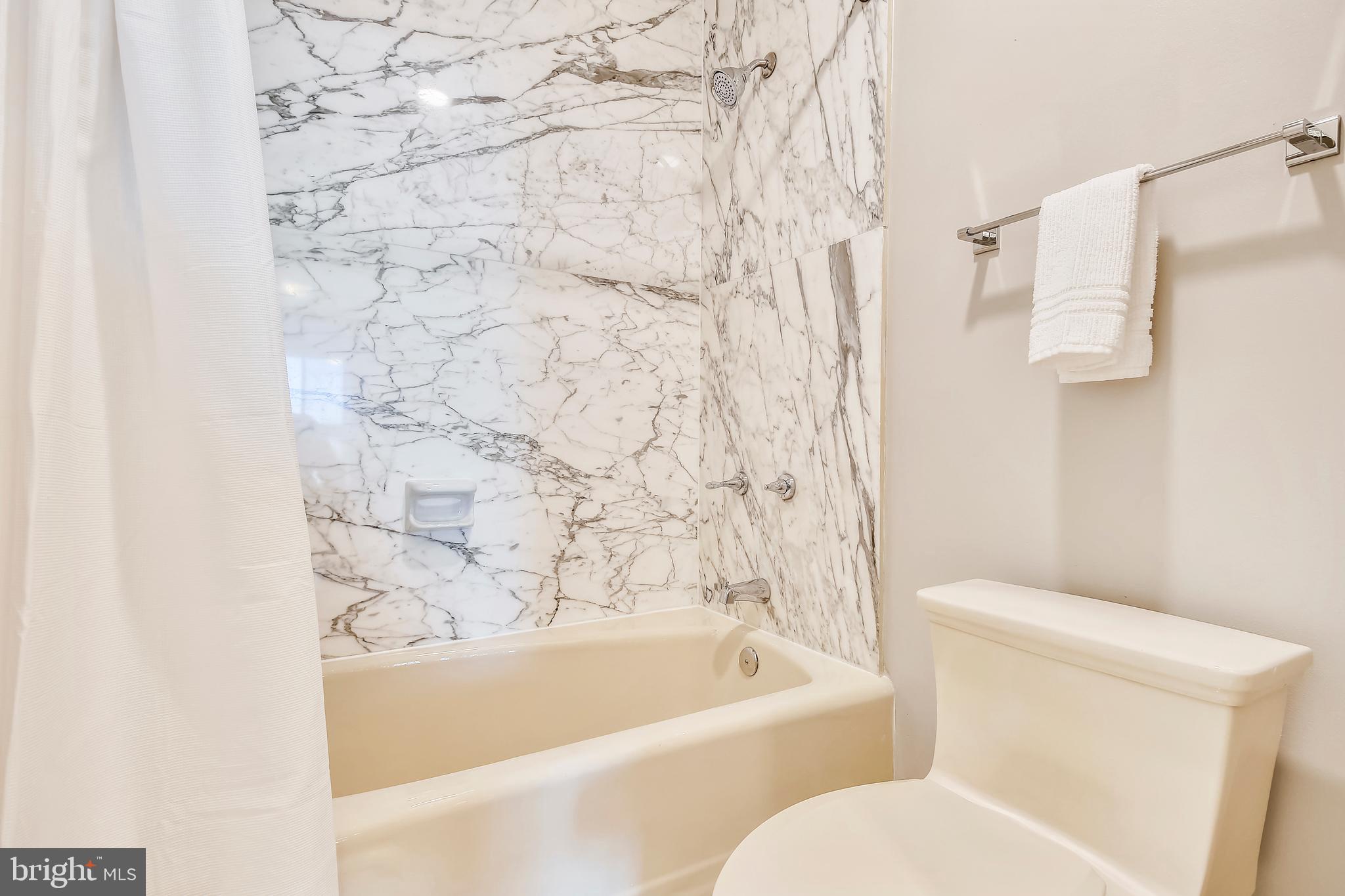 THE REPRESENTATIVE - Residential Lease