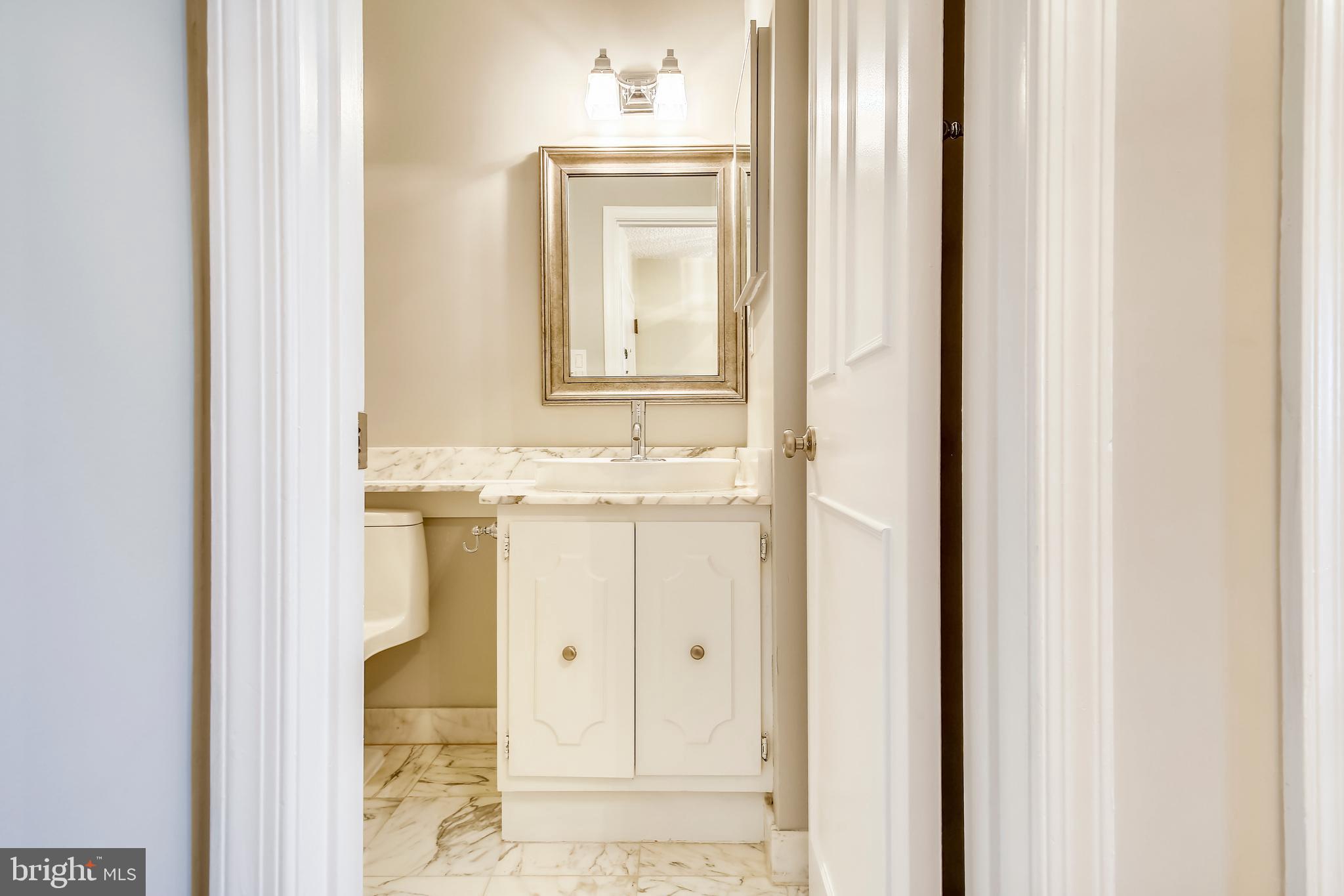 THE REPRESENTATIVE - Residential Lease