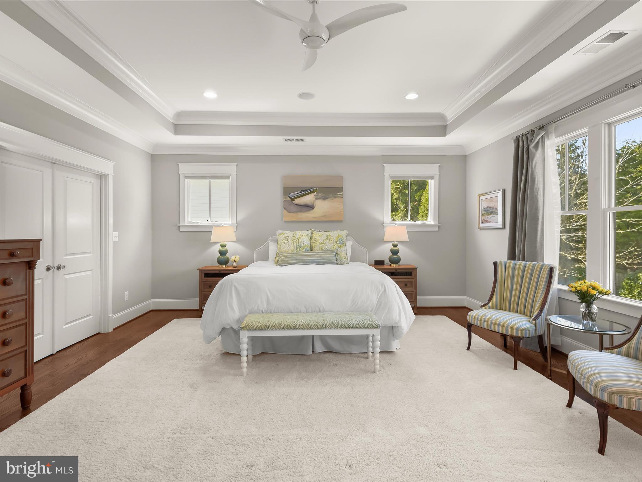 GOLF CLUB MANOR - Residential