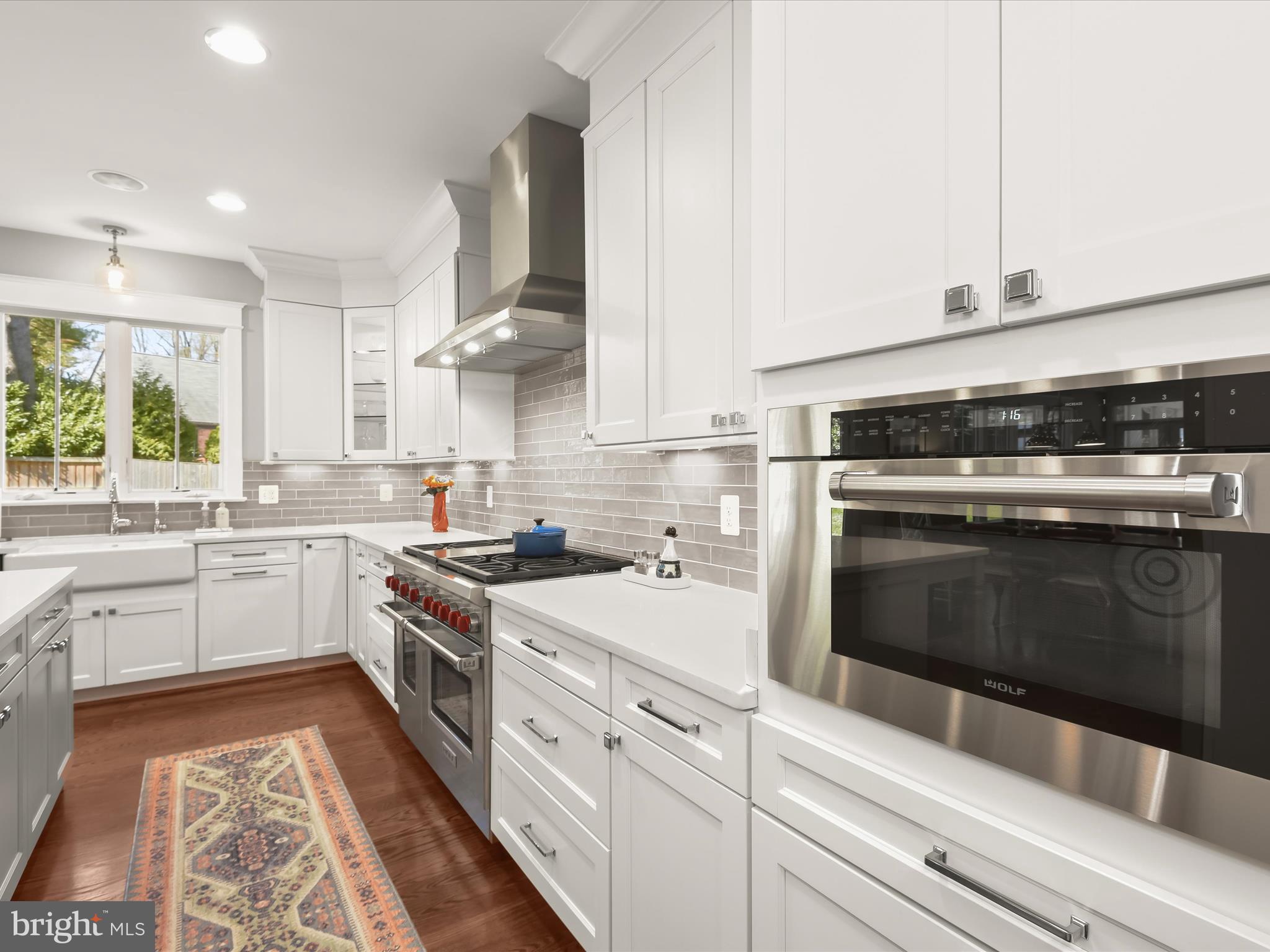 GOLF CLUB MANOR - Residential