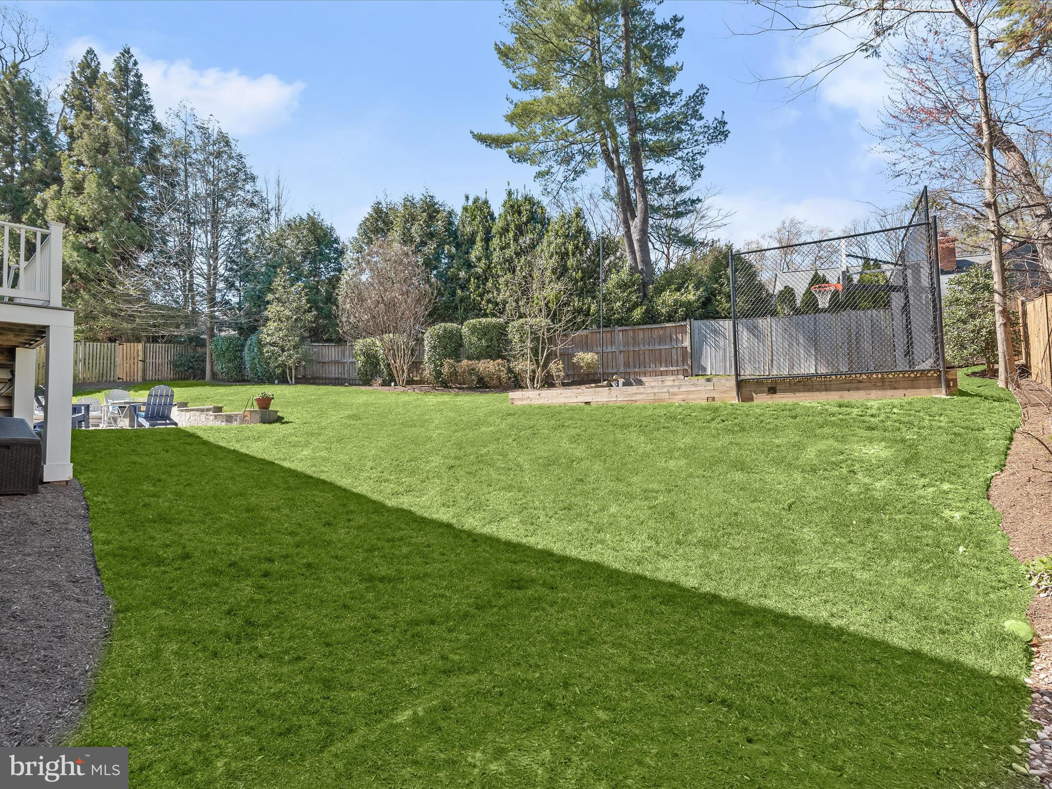 GOLF CLUB MANOR - Residential