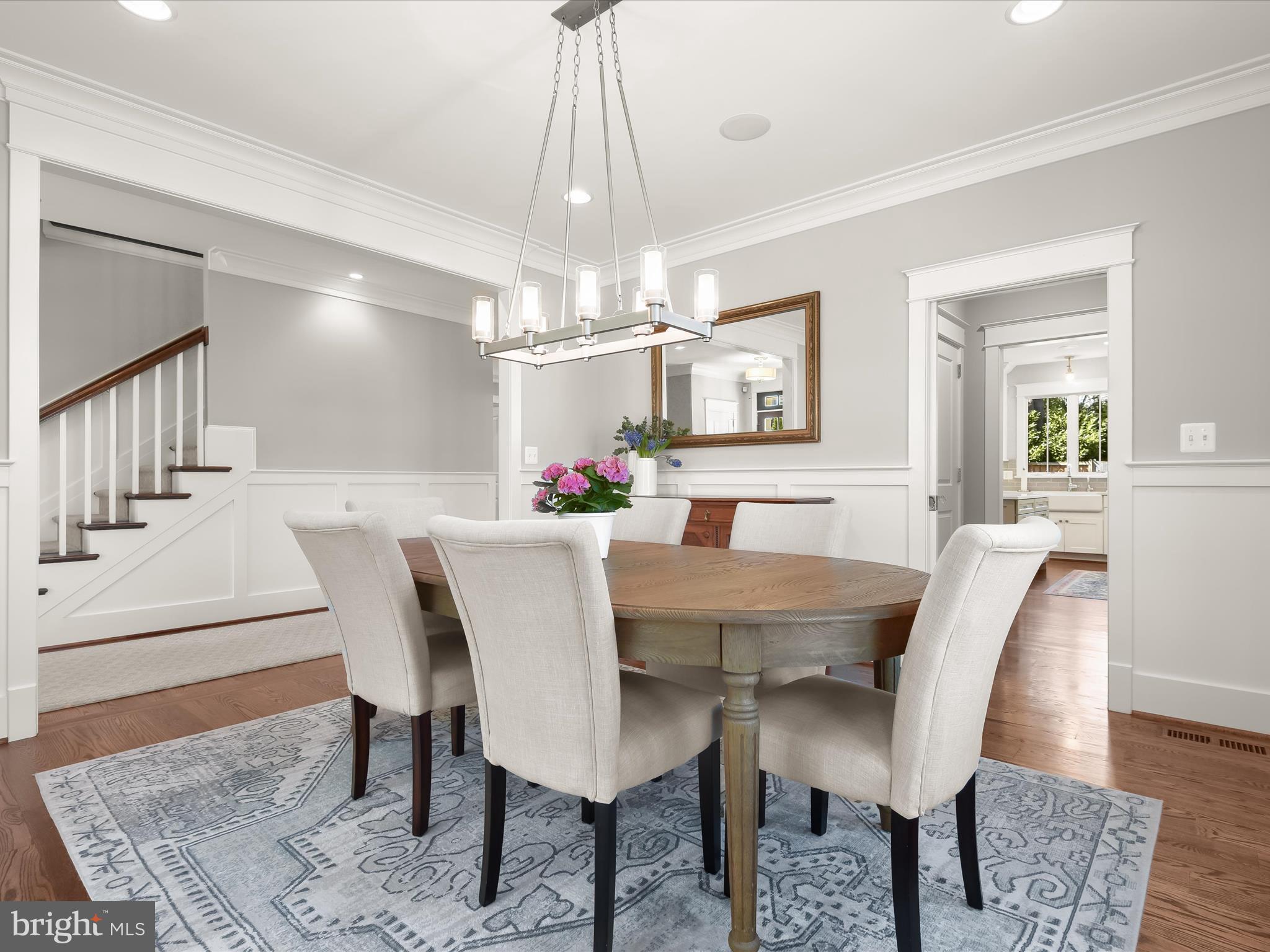 GOLF CLUB MANOR - Residential