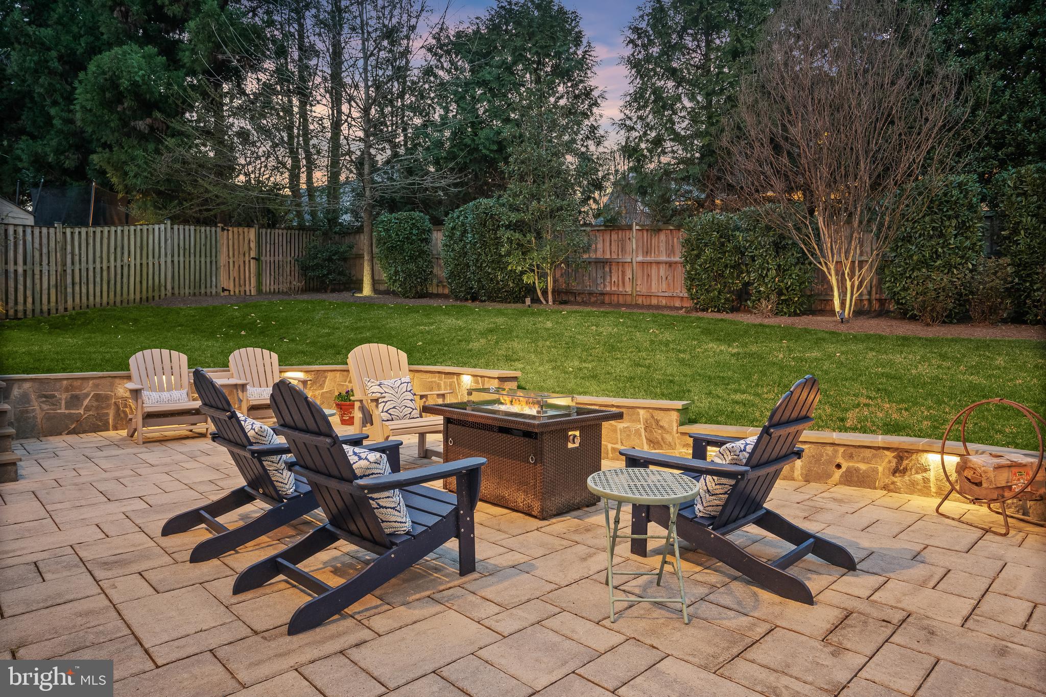 GOLF CLUB MANOR - Residential