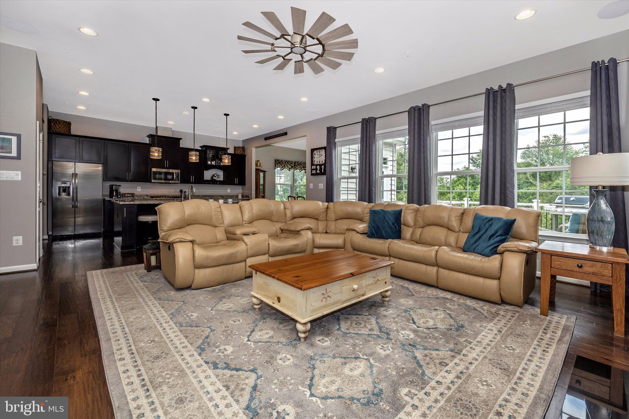 BOLTON HILL - Residential