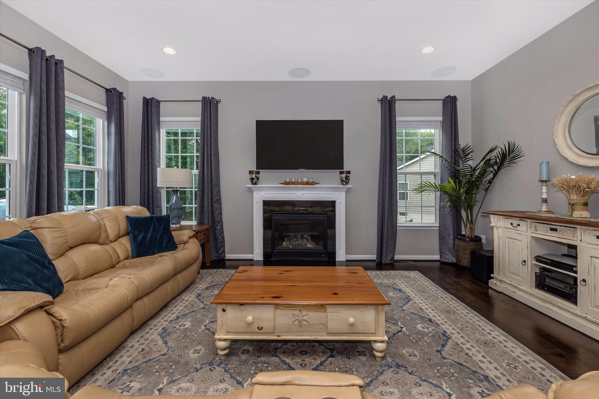 BOLTON HILL - Residential