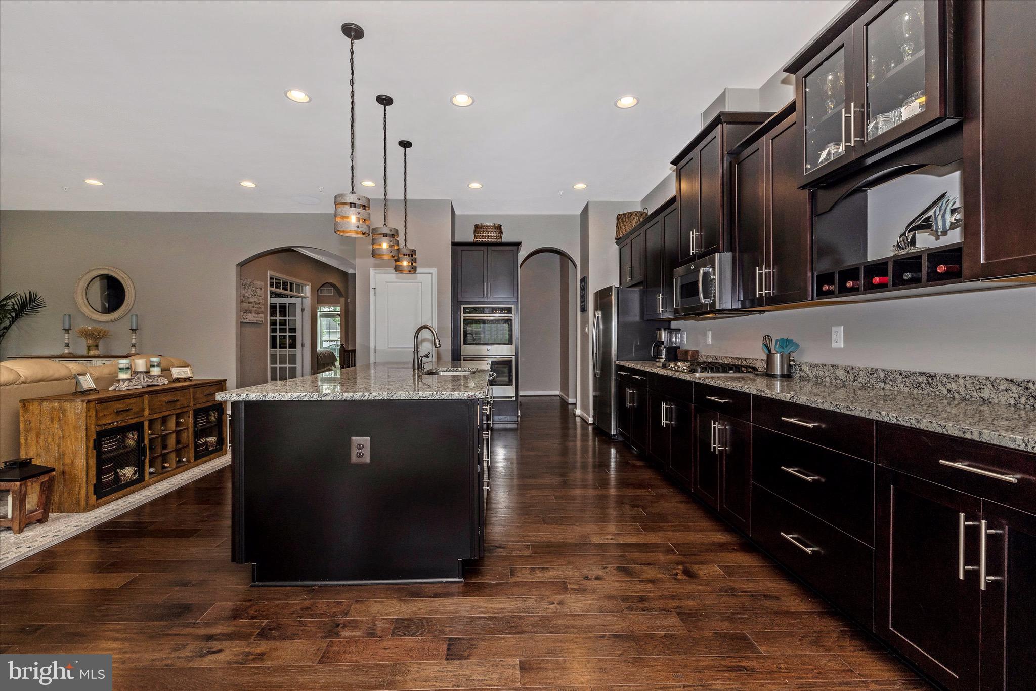 BOLTON HILL - Residential