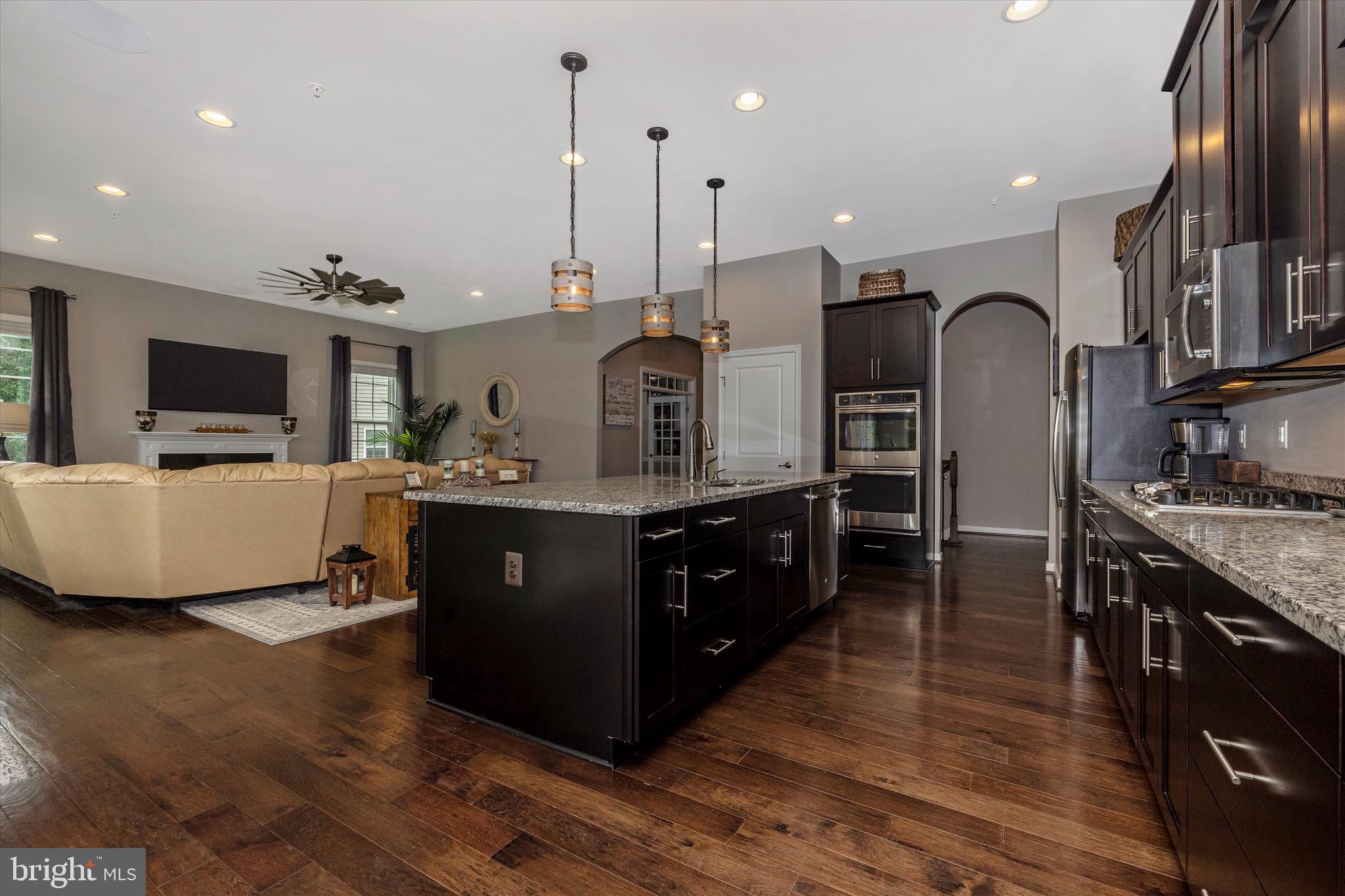 BOLTON HILL - Residential