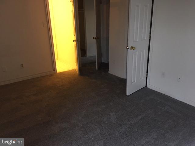 PRESIDENTIAL TOWERS - Residential Lease