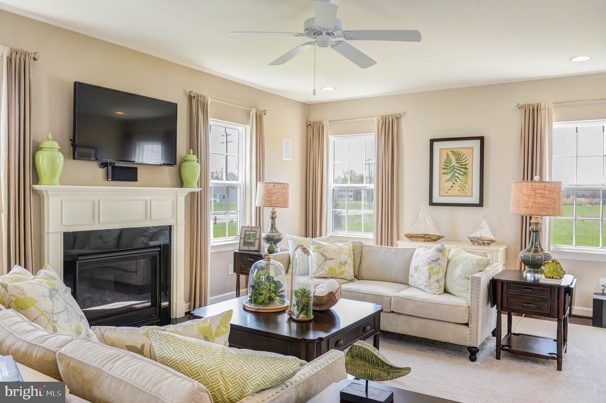 GREENE HILL FARM EST - Residential