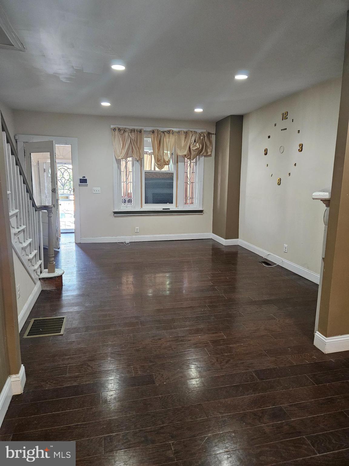 COBBS CREEK - Residential