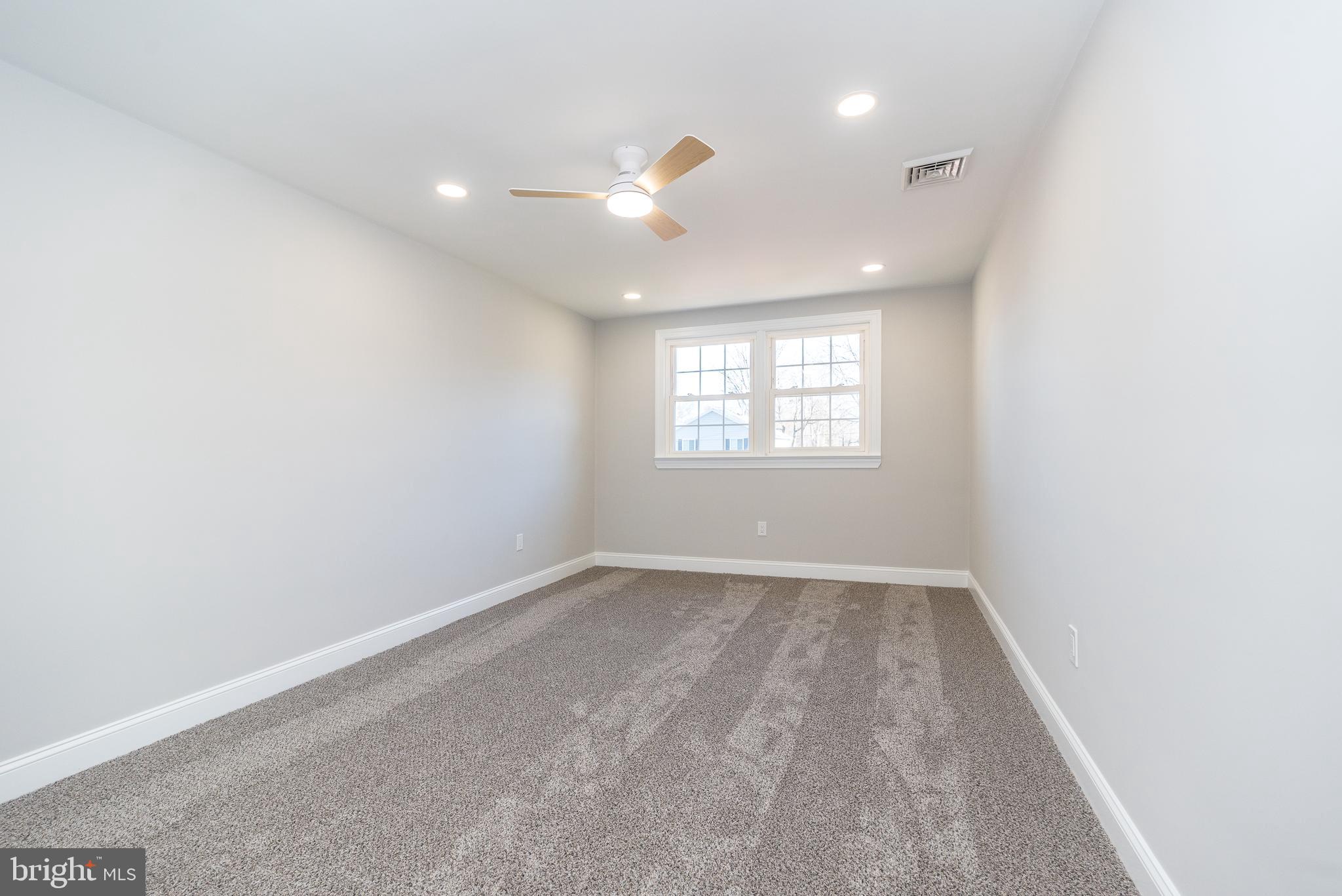 PENN BROOKE - Residential