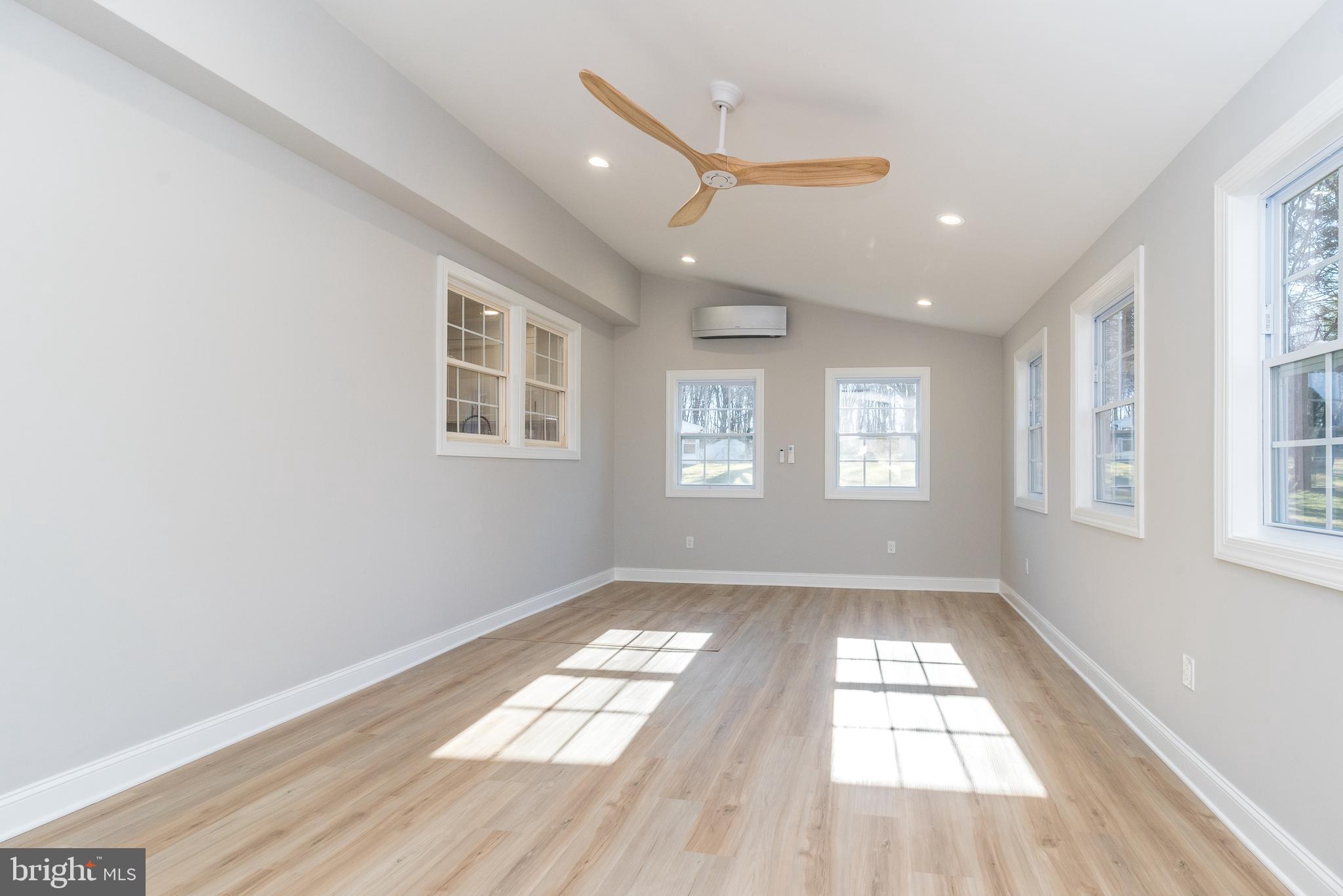 PENN BROOKE - Residential