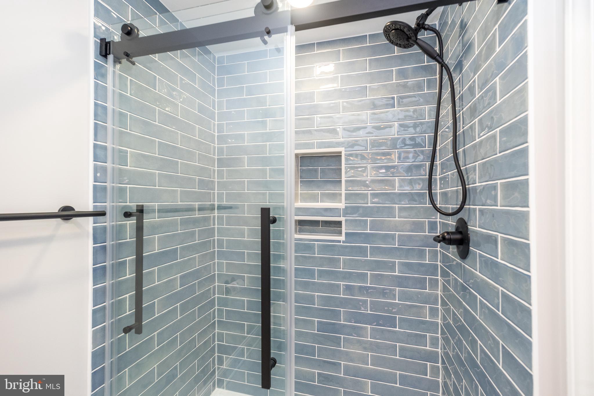 PENN BROOKE - Residential