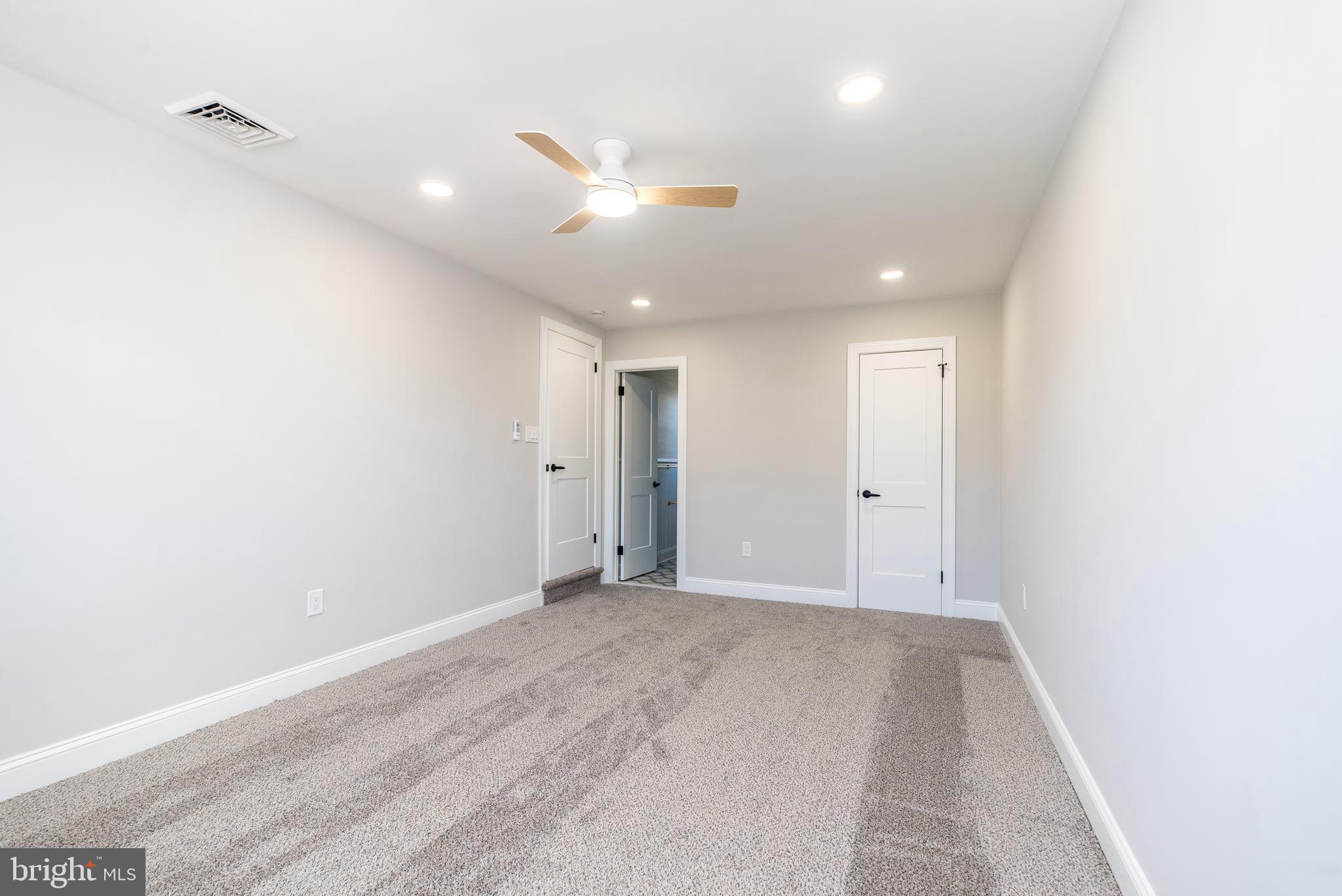 PENN BROOKE - Residential