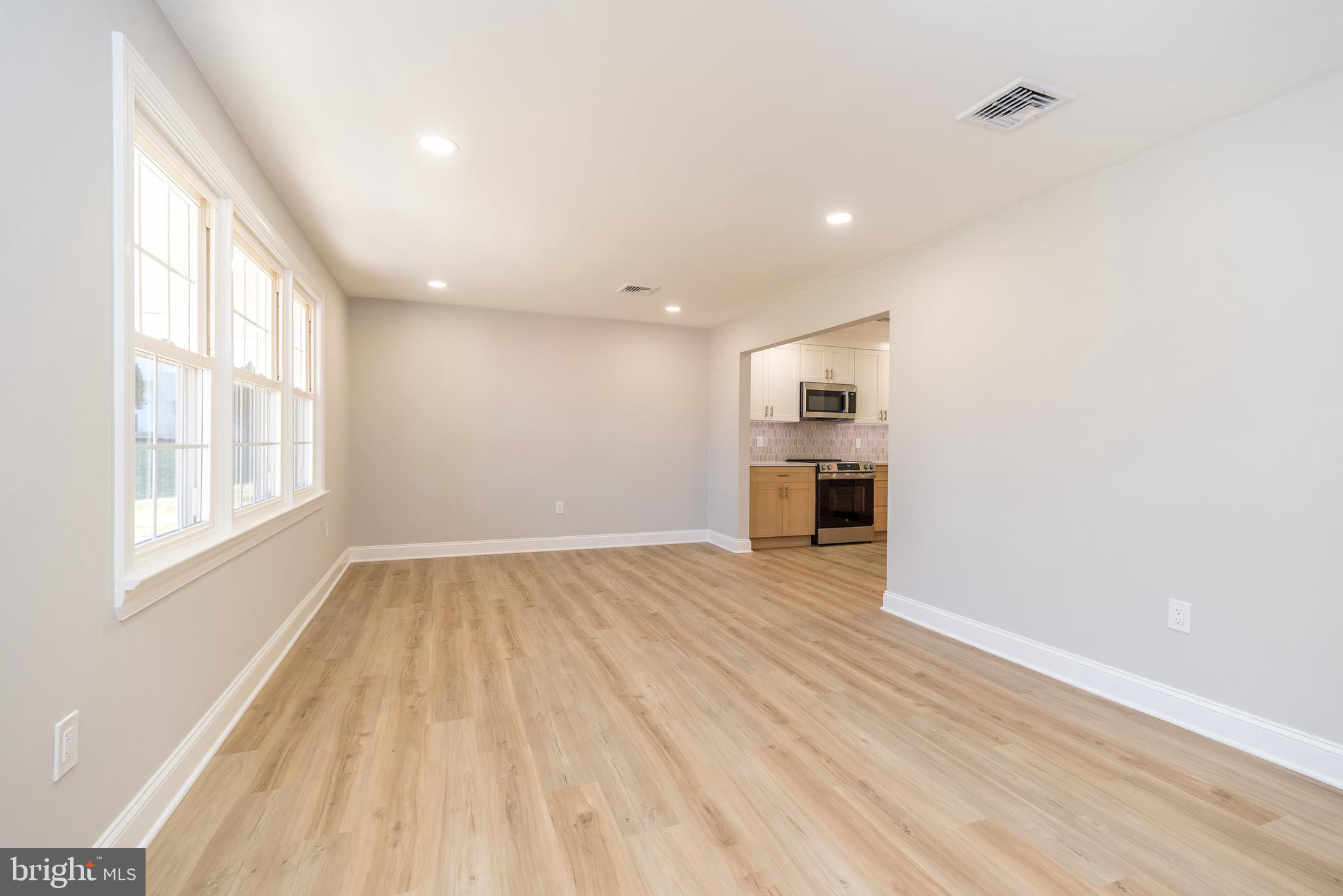 PENN BROOKE - Residential