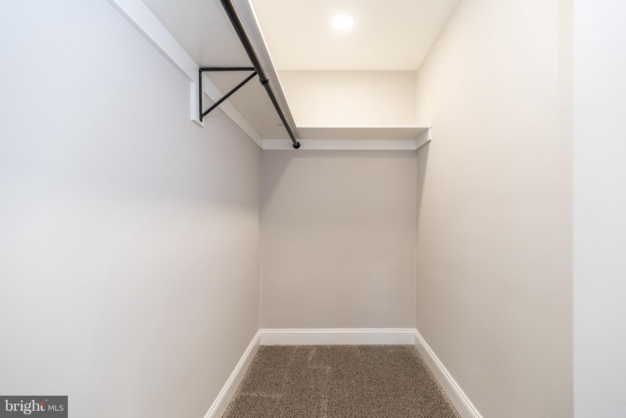 PENN BROOKE - Residential