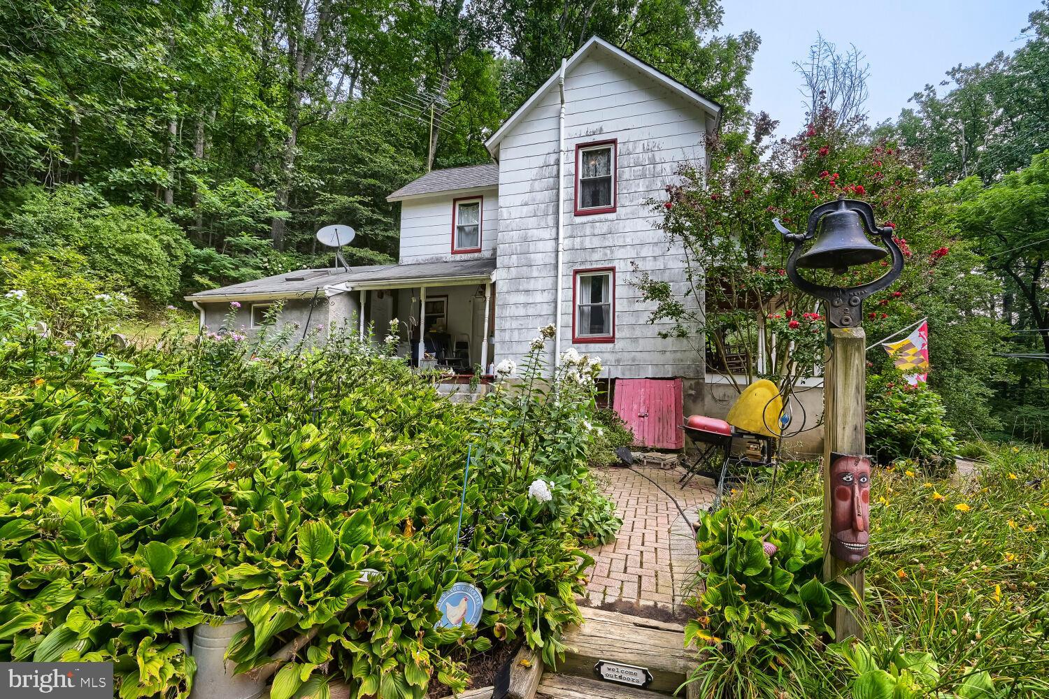 1834 DEEP RUN ROAD